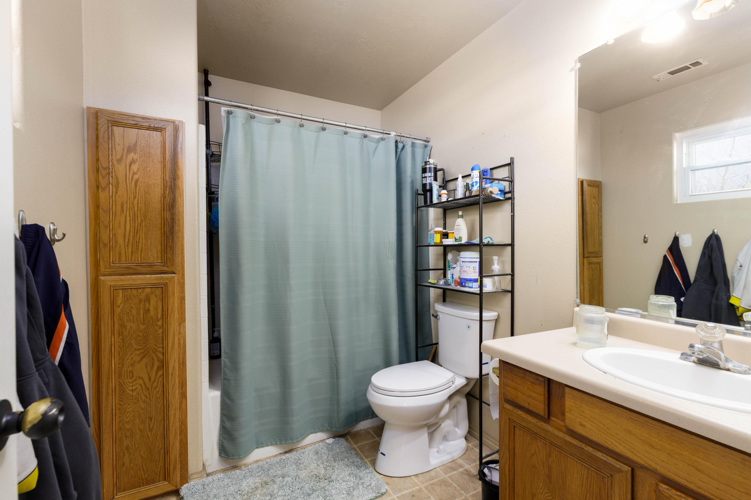 MOUNTAIN CHARM - Residential