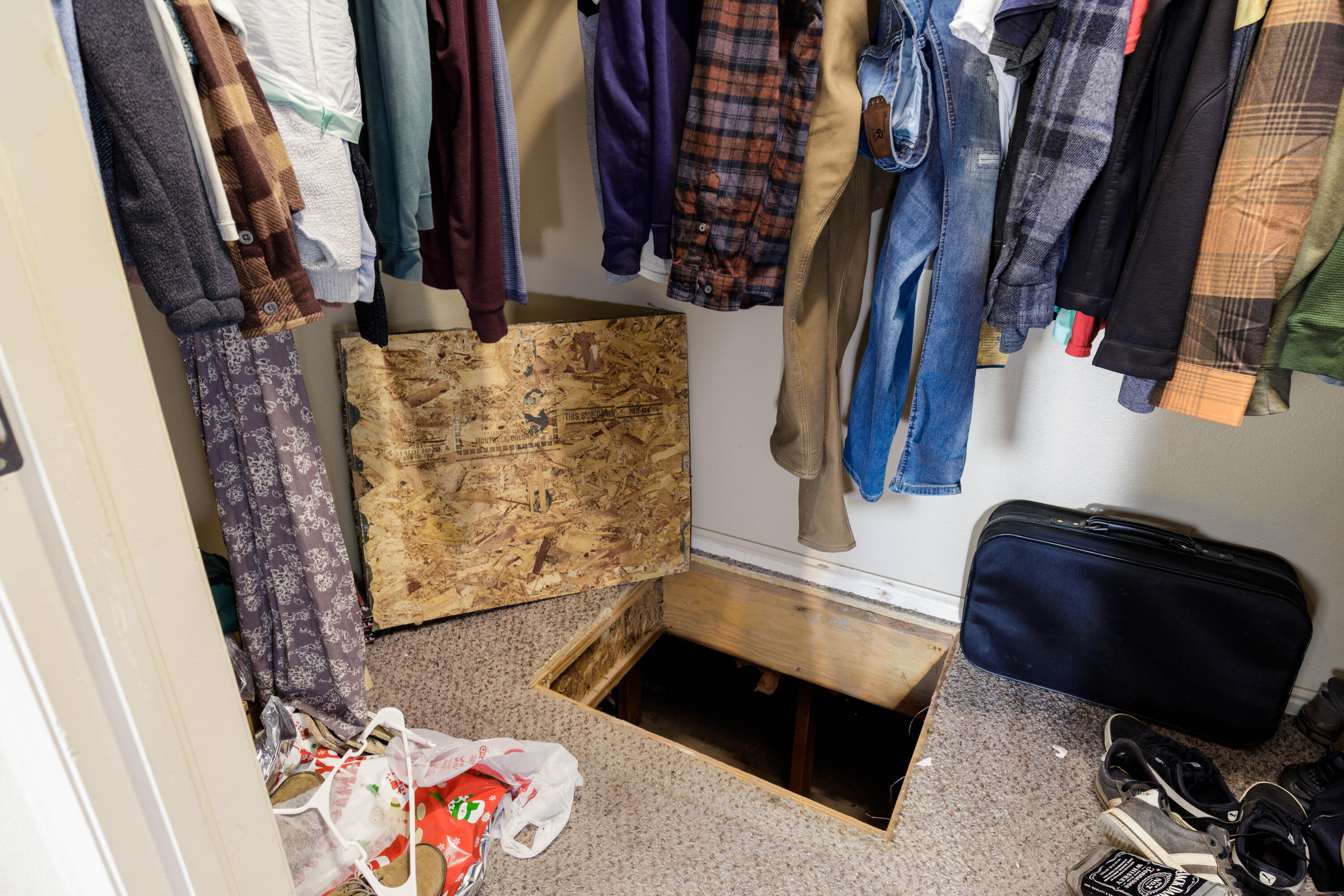 MOUNTAIN CHARM - Residential