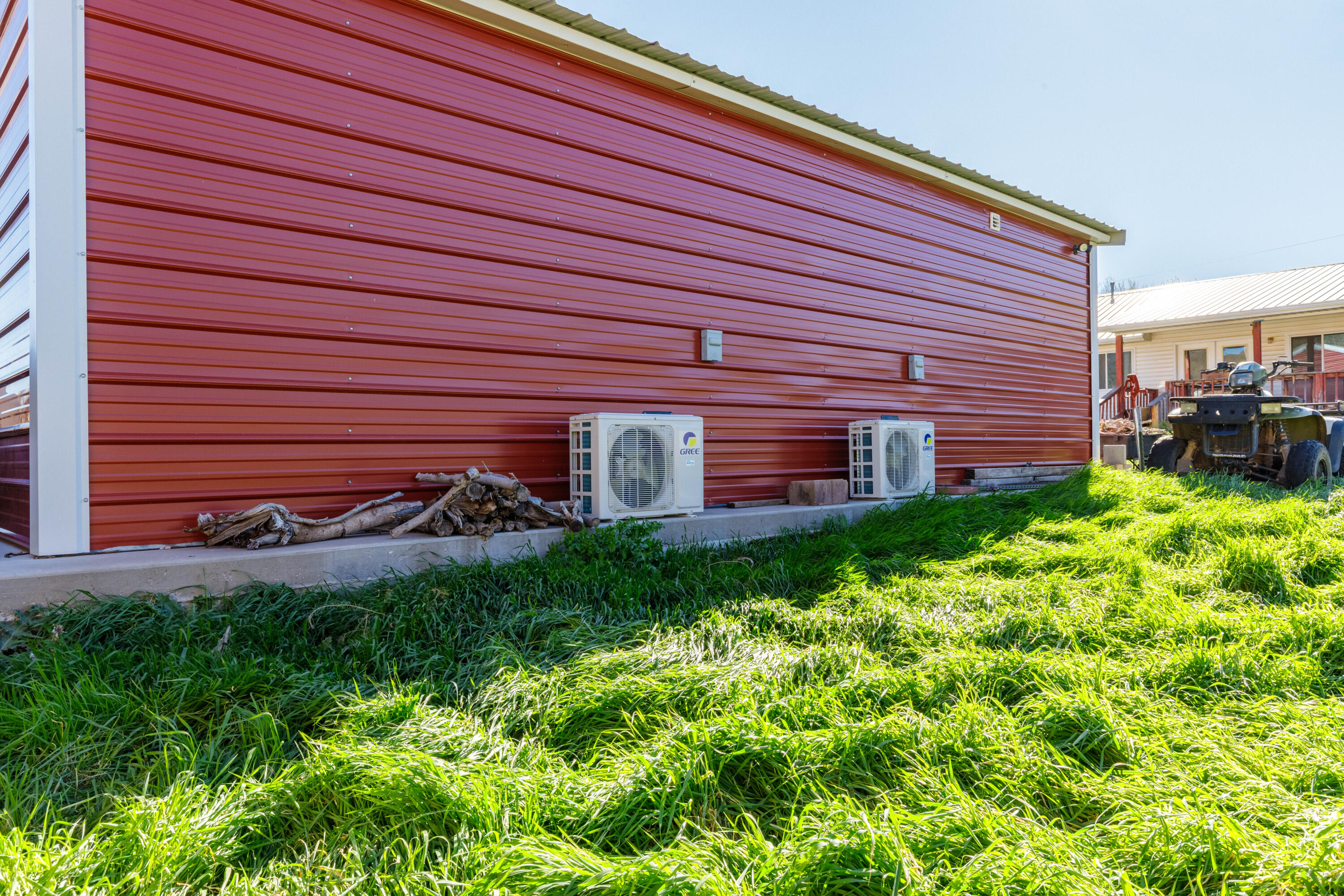 MOUNTAIN CHARM - Residential