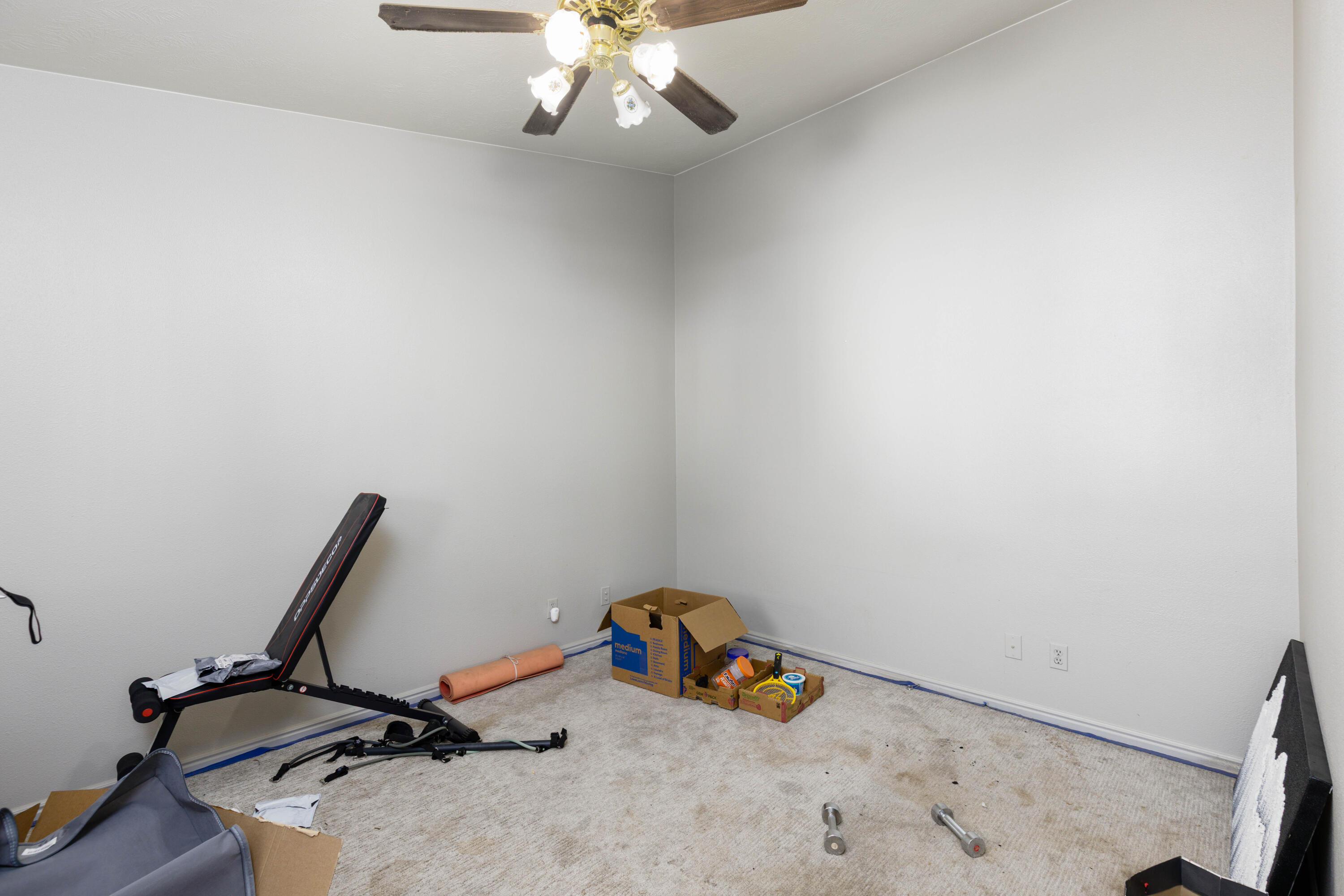 MOUNTAIN CHARM - Residential