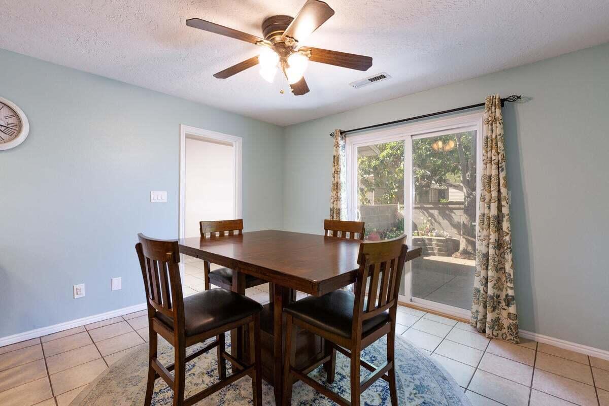 ALPHA TOWNHOMES - Residential