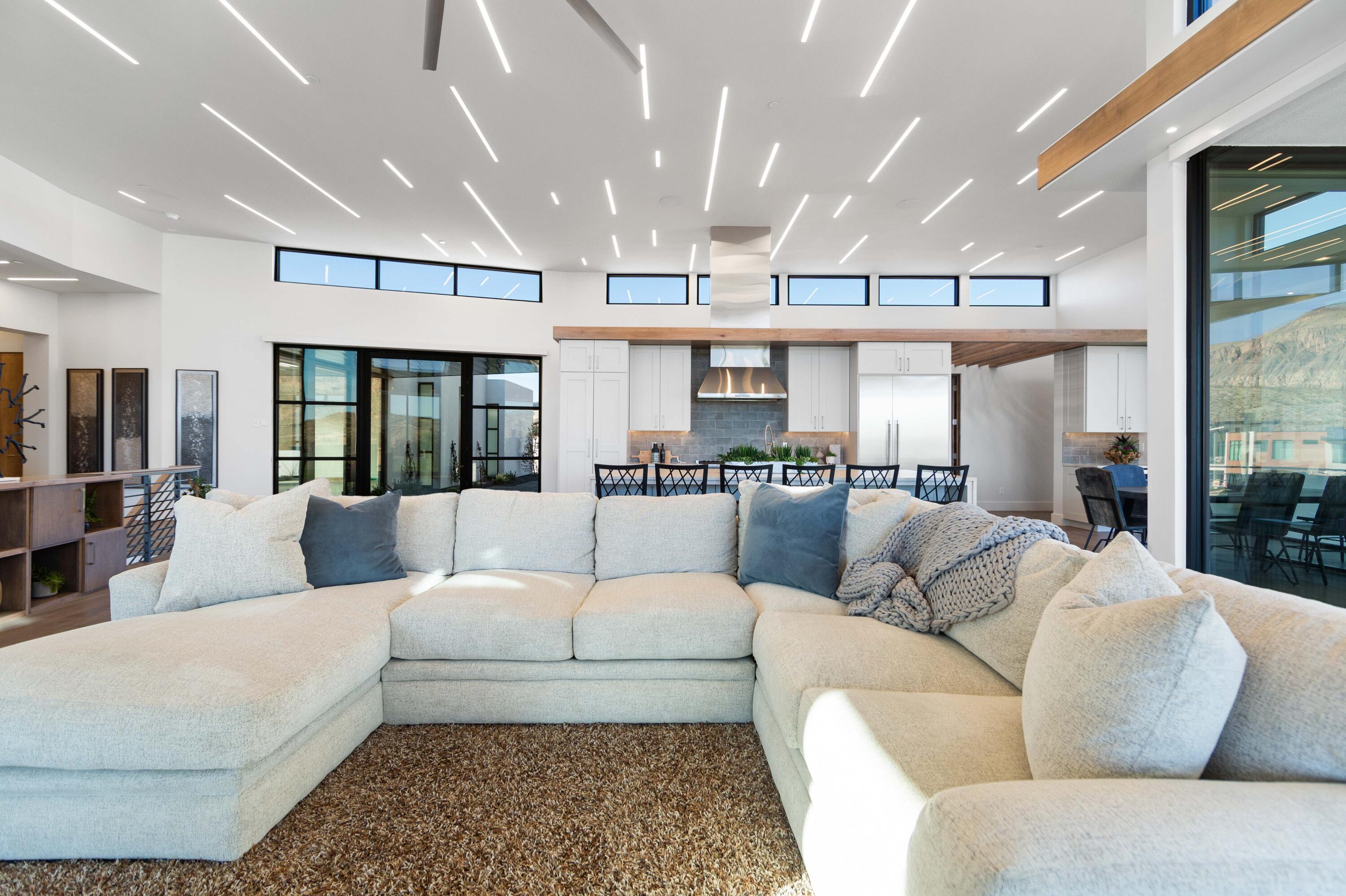 CLIFF VIEW EST AT COPPER ROCK - Residential