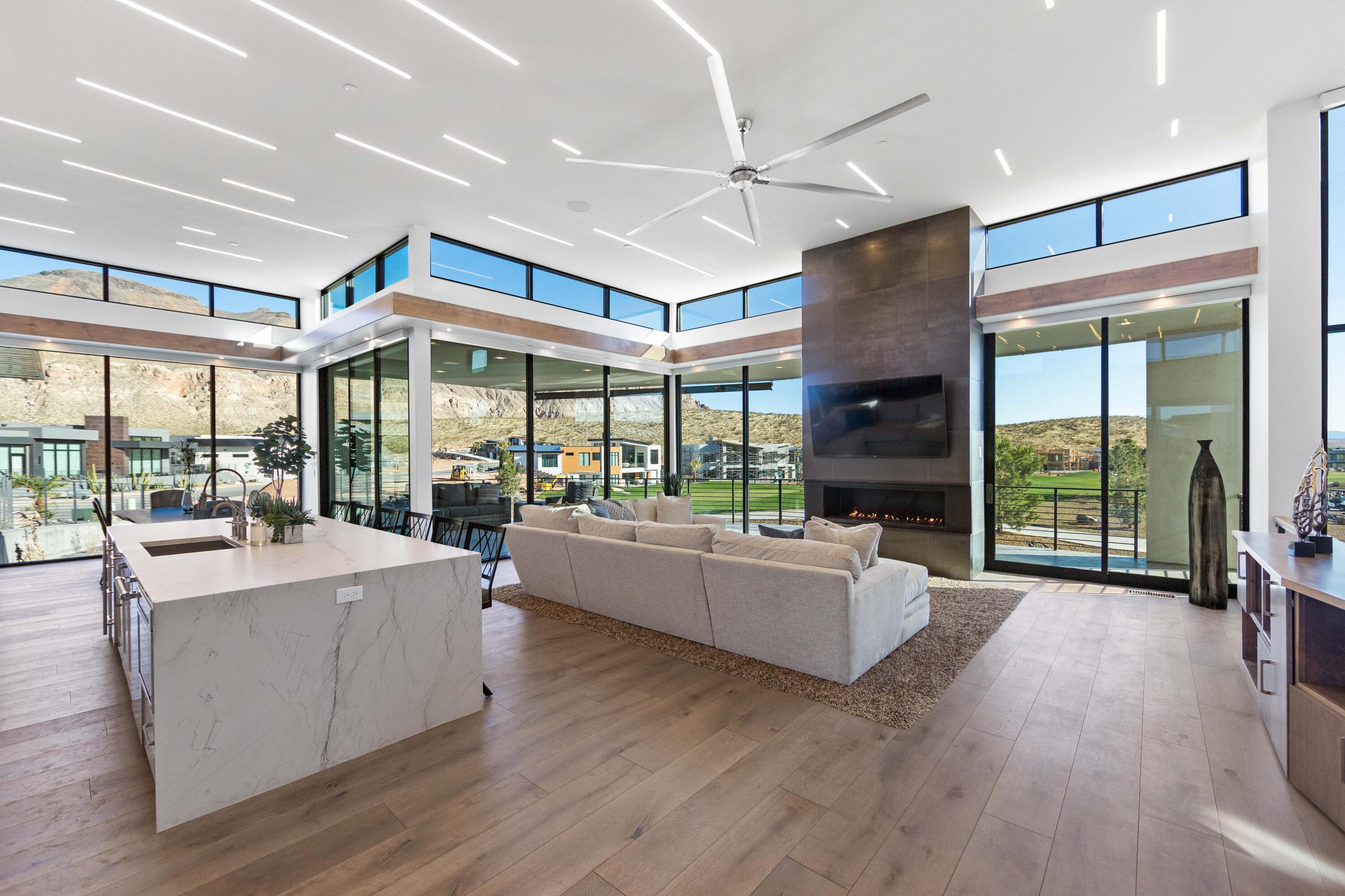 CLIFF VIEW EST AT COPPER ROCK - Residential