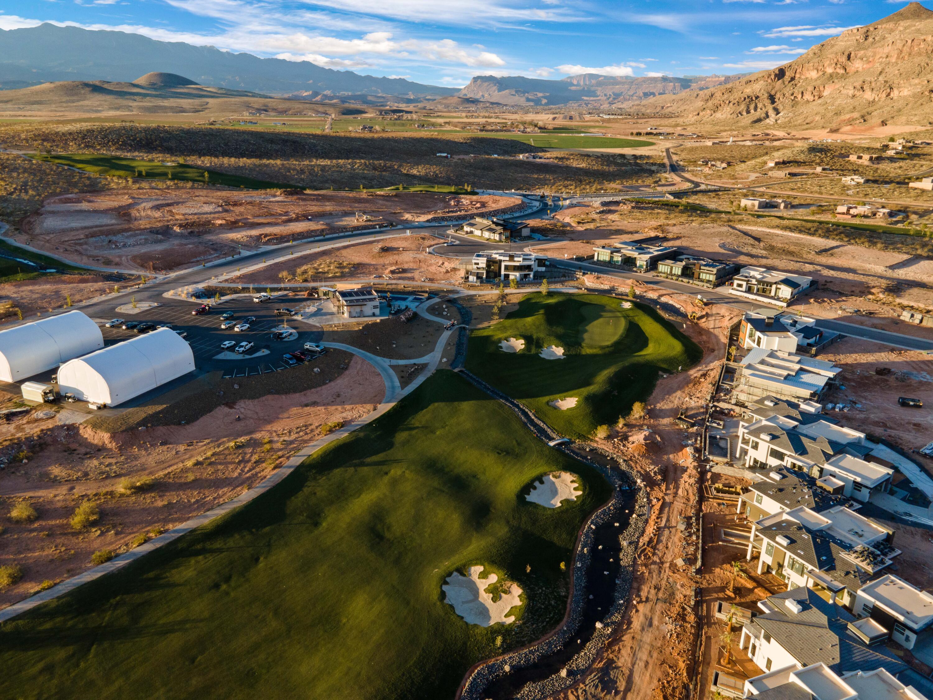 CLIFF VIEW EST AT COPPER ROCK - Residential