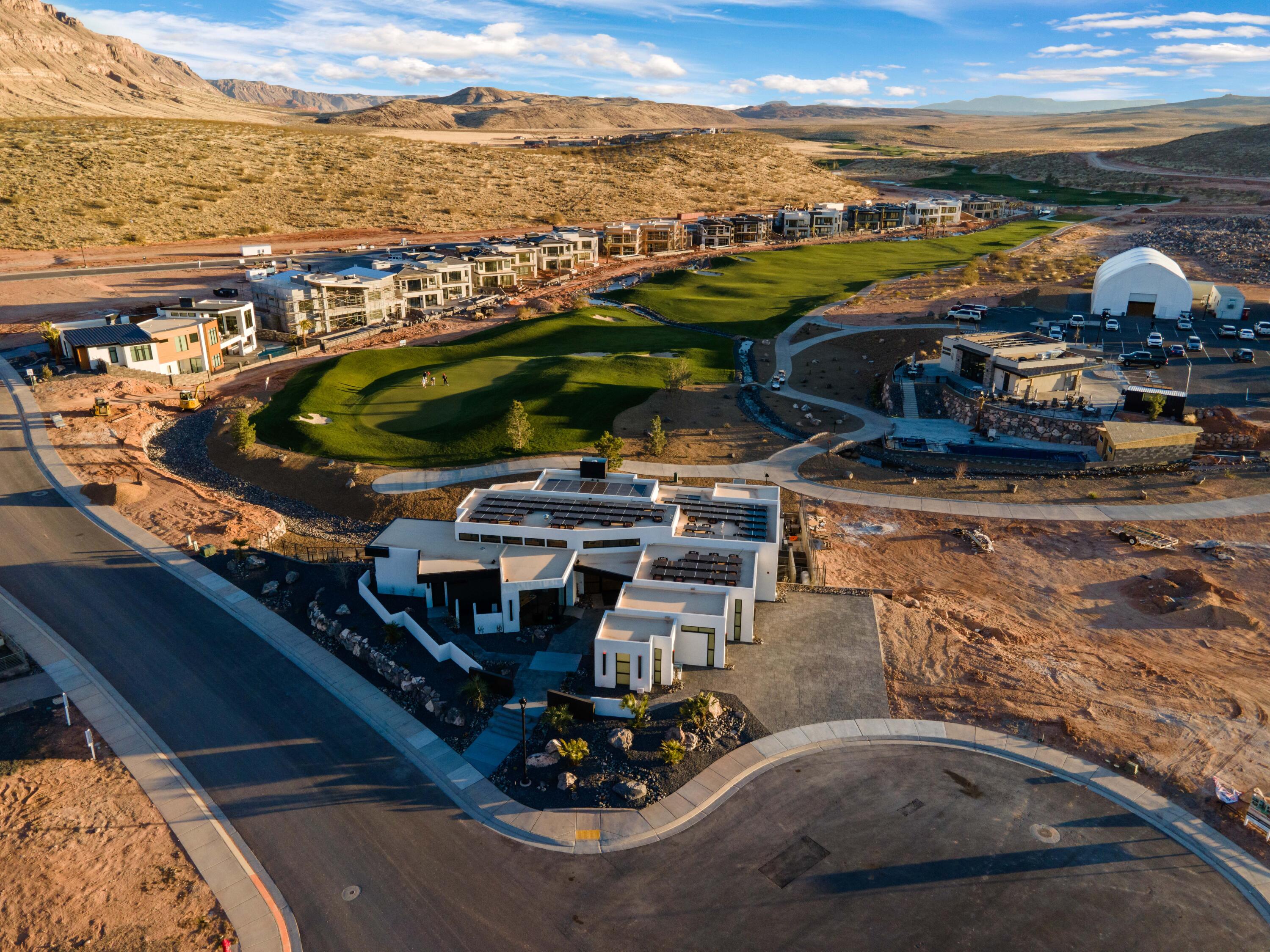 CLIFF VIEW EST AT COPPER ROCK - Residential