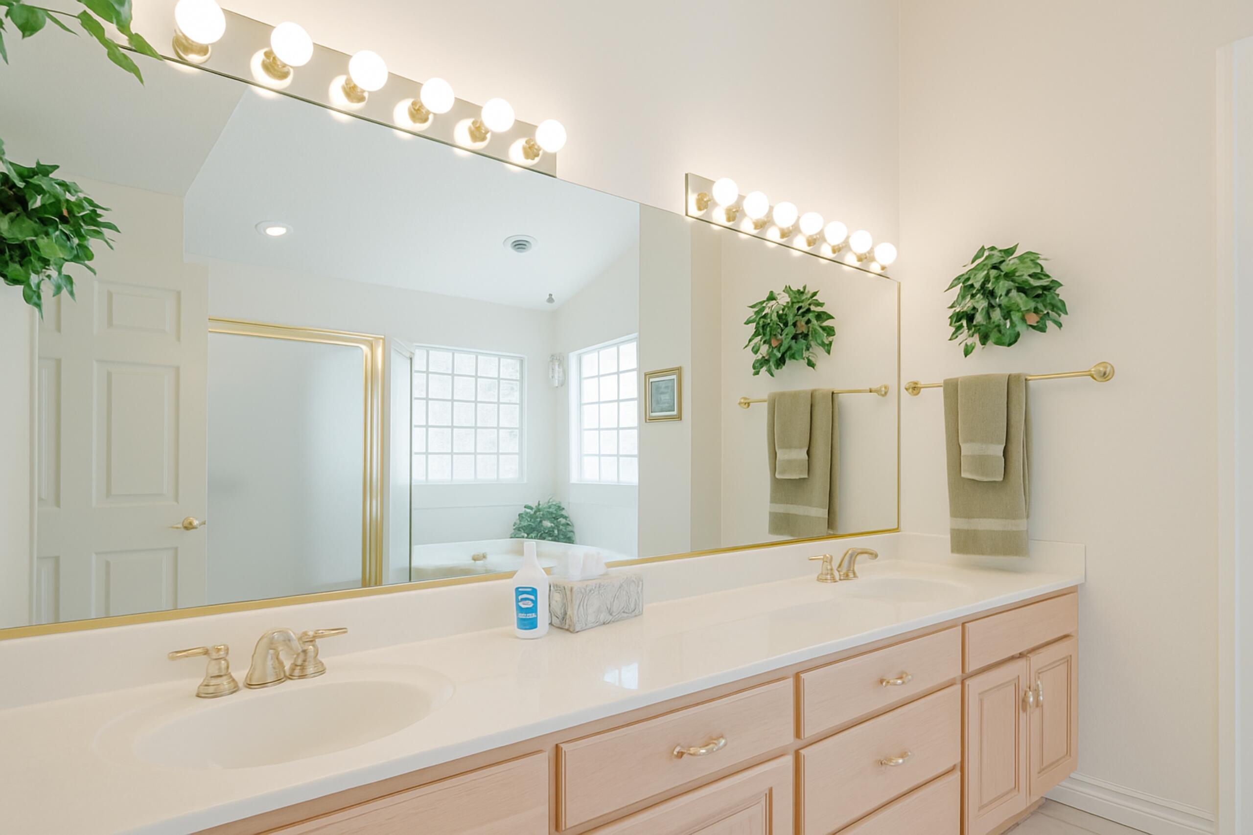 ST JAMES PLACE - Residential