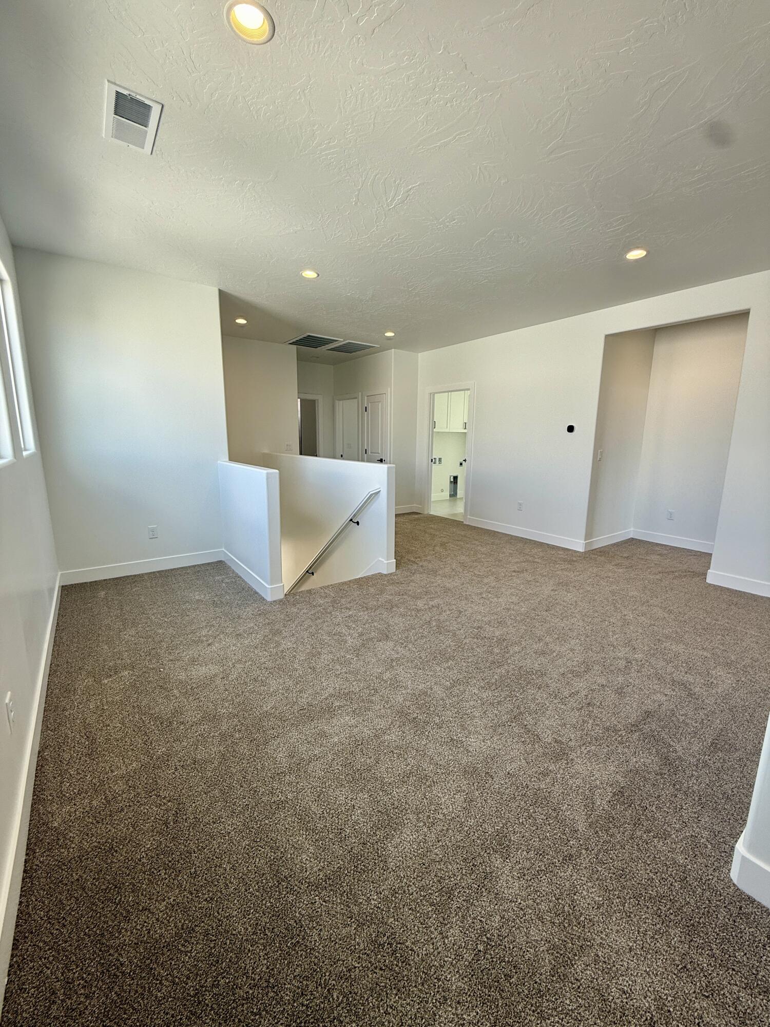 DESERT RESERVE - Residential