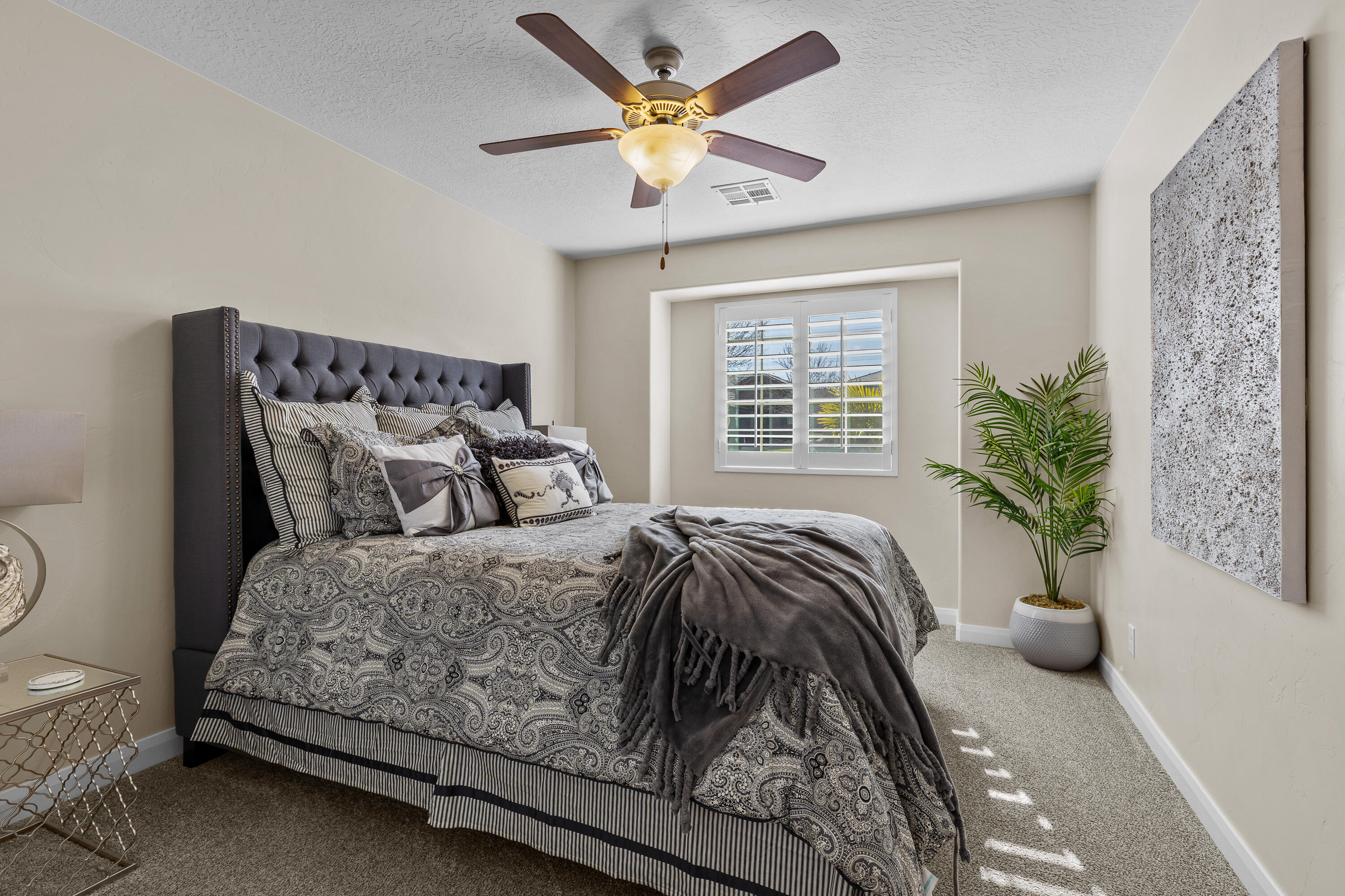 RIVERSTONE - Residential