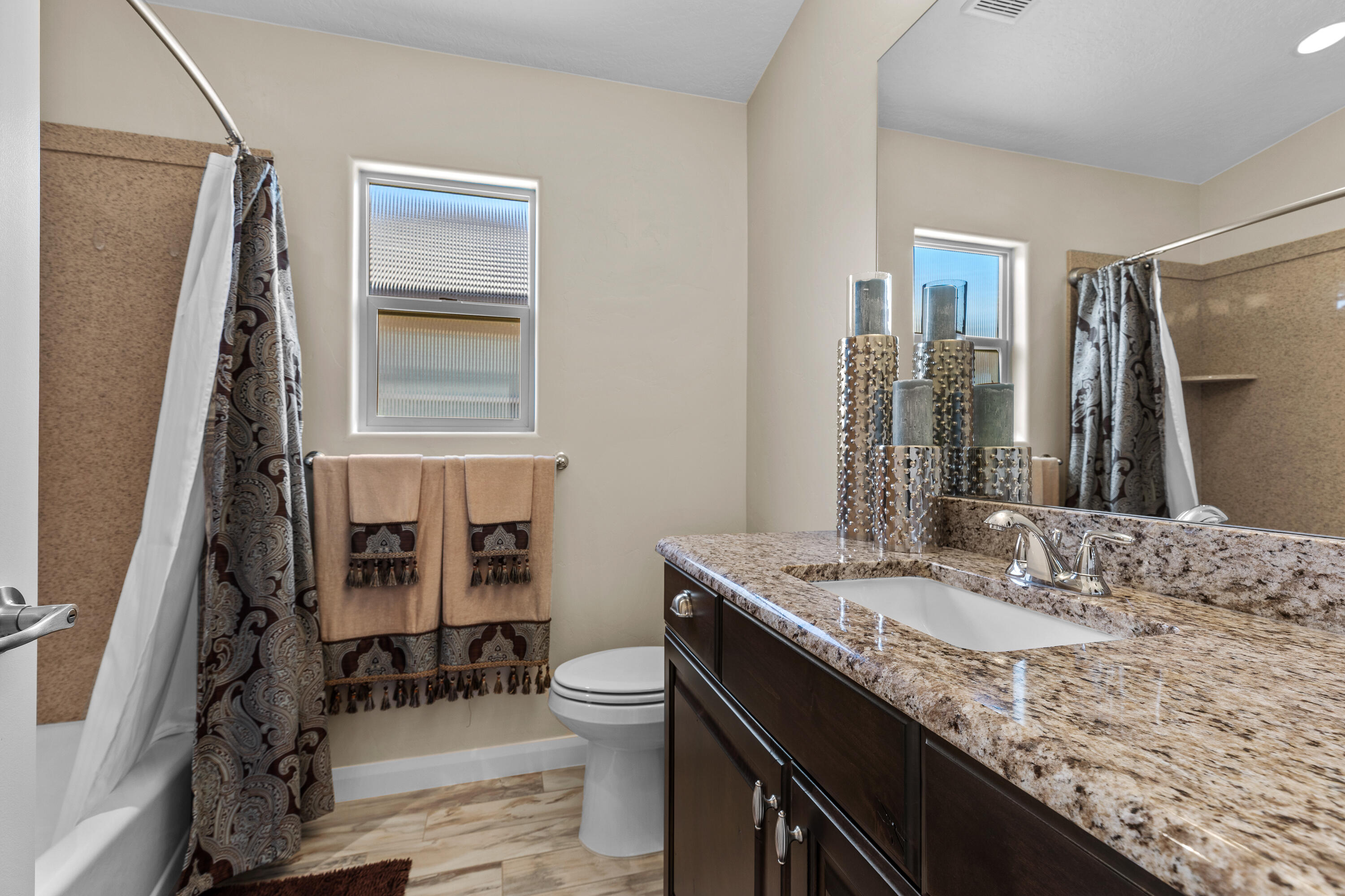 RIVERSTONE - Residential