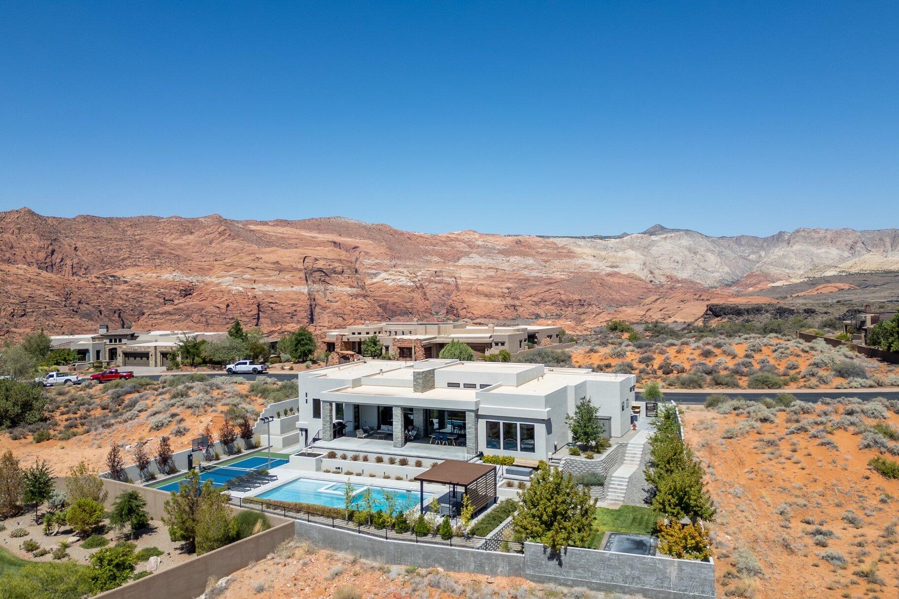 LEDGES OF ST GEORGE - Residential