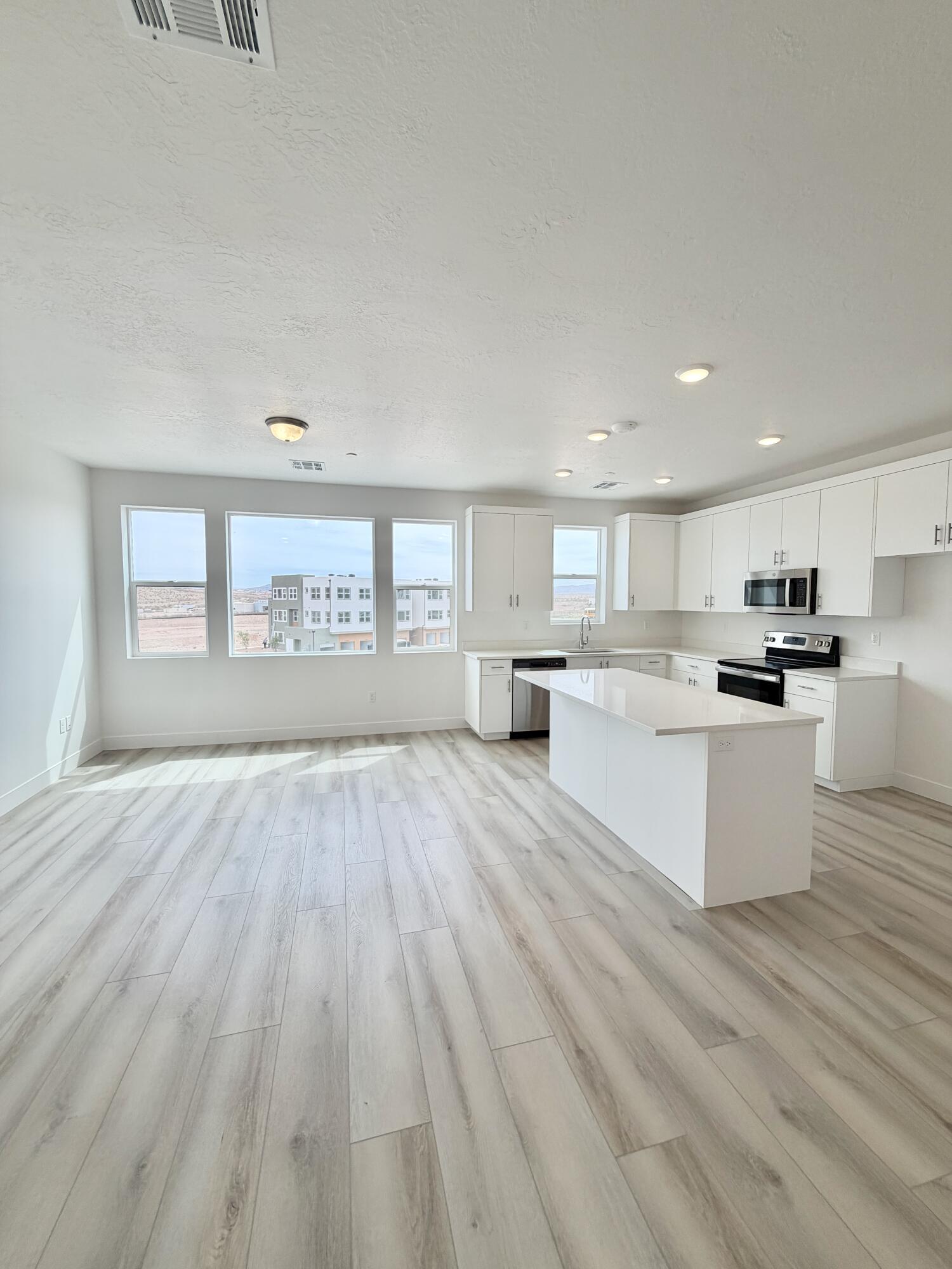 SAGE HAVEN CONDOMINIUMS - Residential