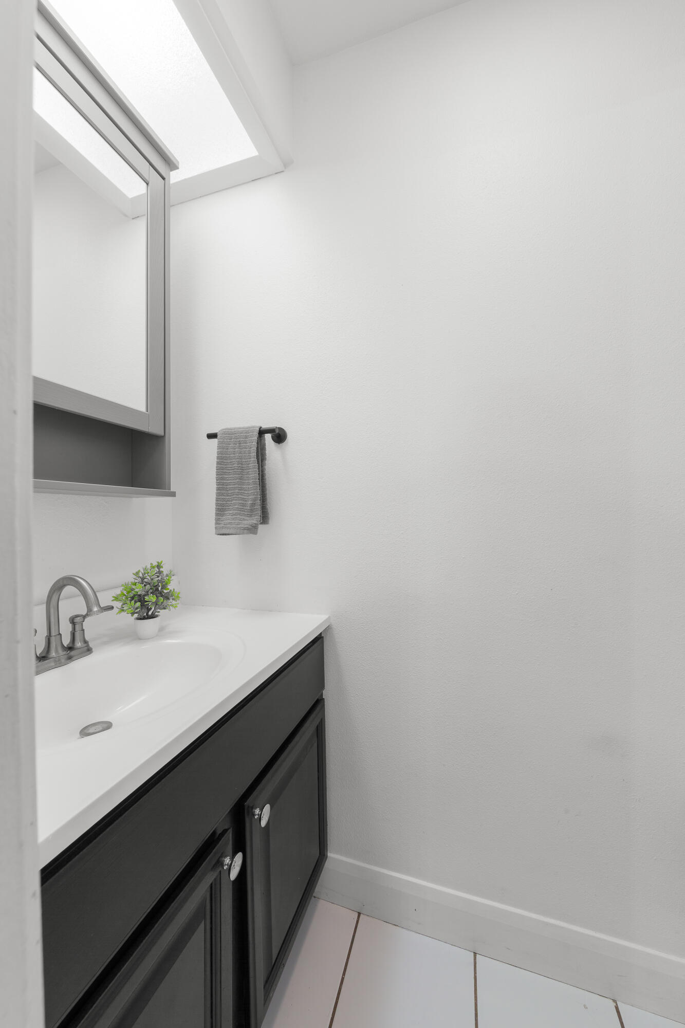 COLOR VIEW TOWNHOMES - Residential