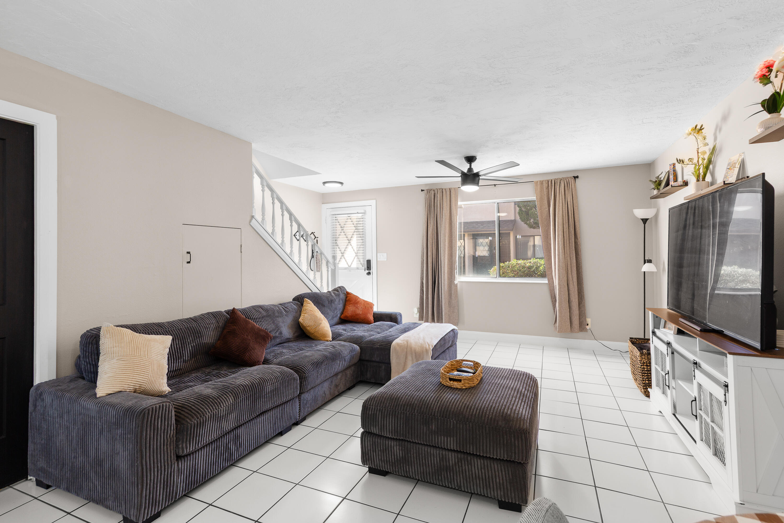 COLOR VIEW TOWNHOMES - Residential