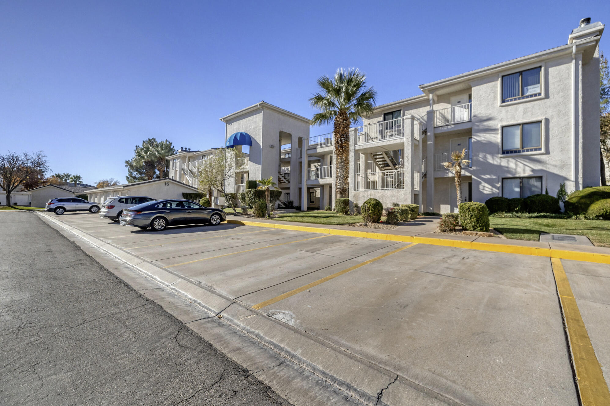 LAS PALMAS RESORT CONDOS - Residential