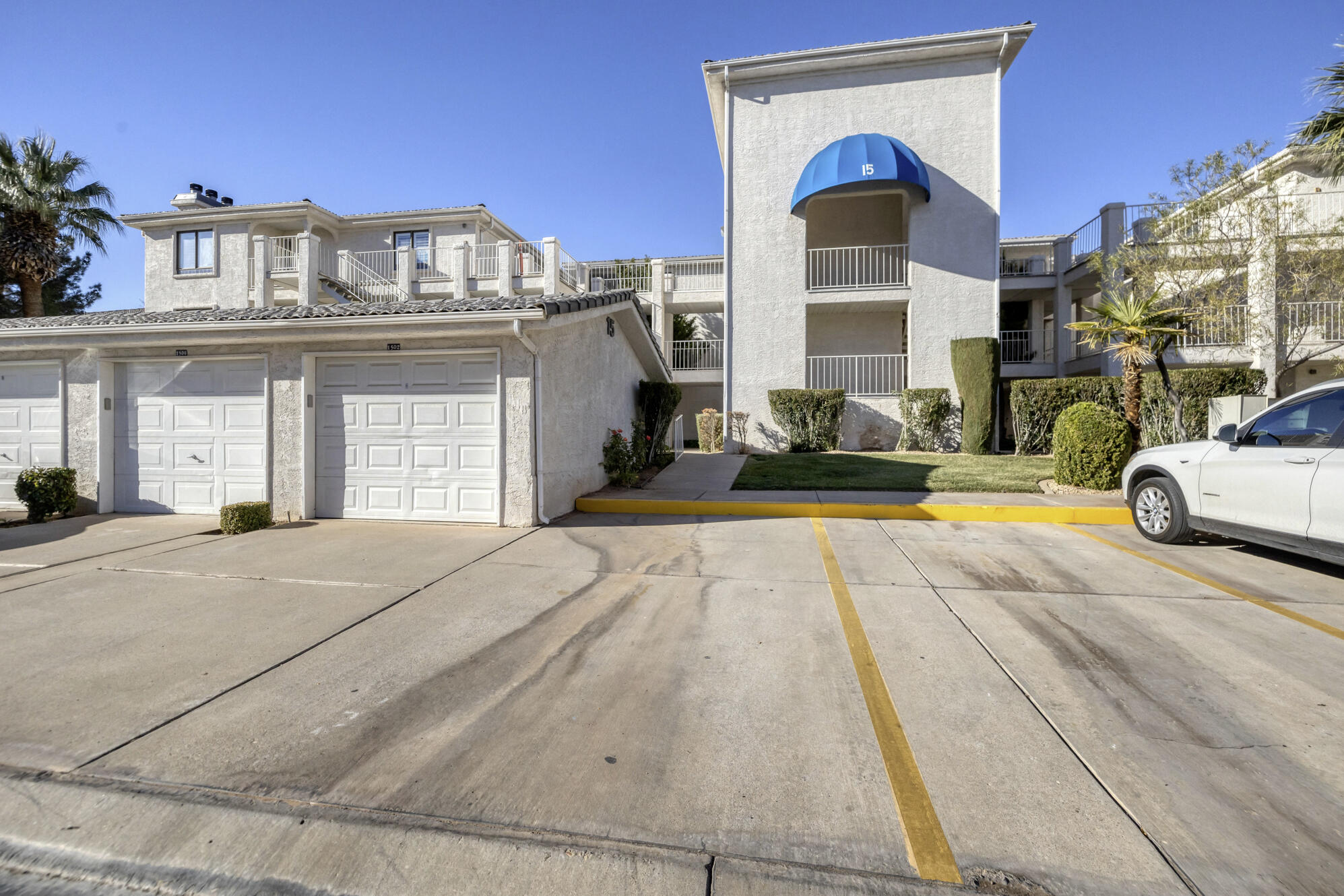 LAS PALMAS RESORT CONDOS - Residential