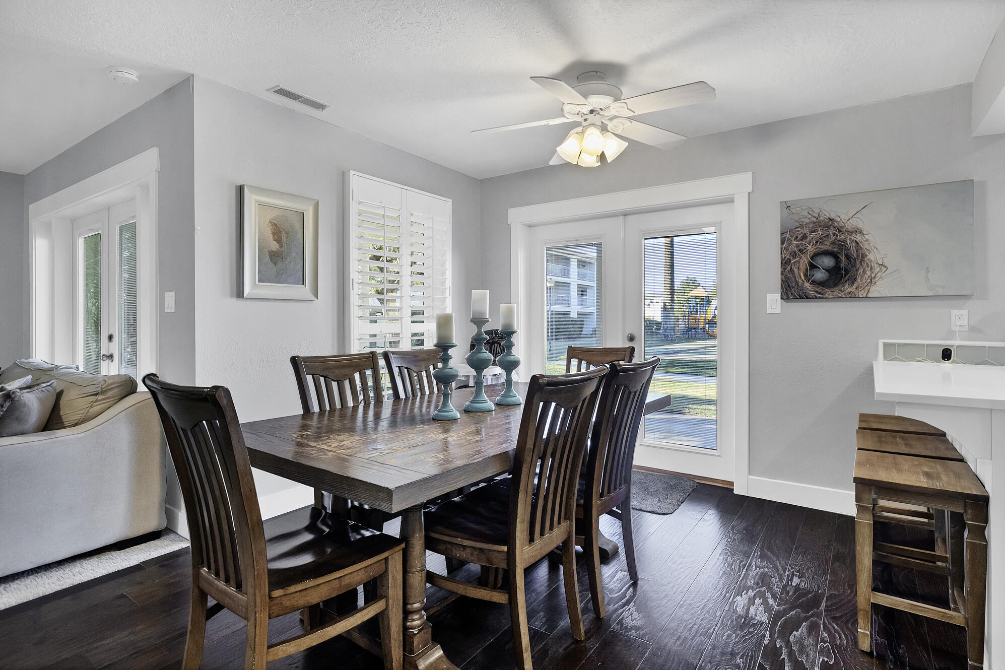 LAS PALMAS RESORT CONDOS - Residential