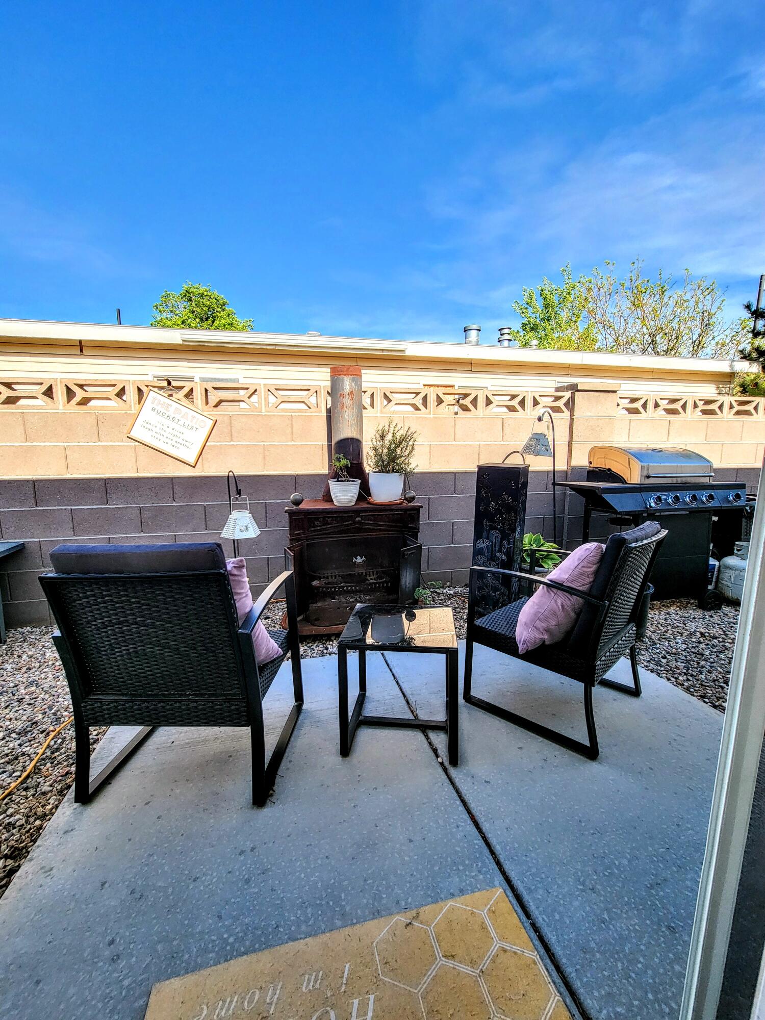 EAGLE ROCK - Residential