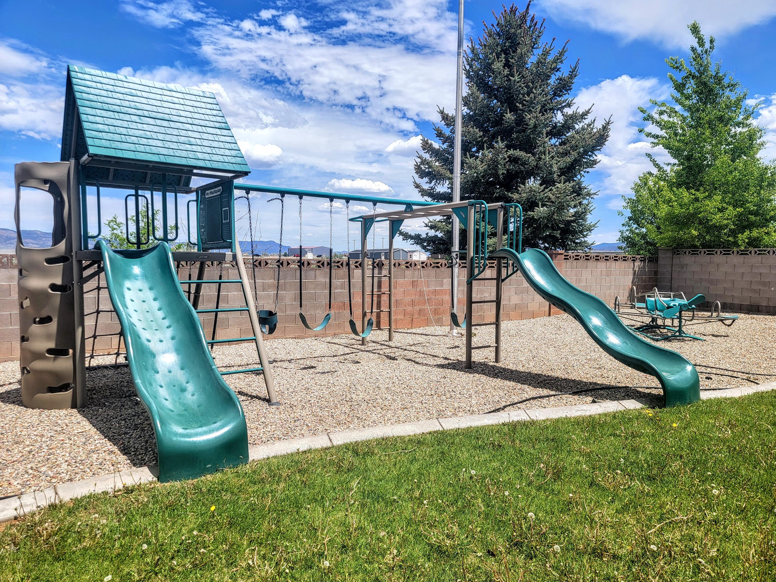 EAGLE ROCK - Residential