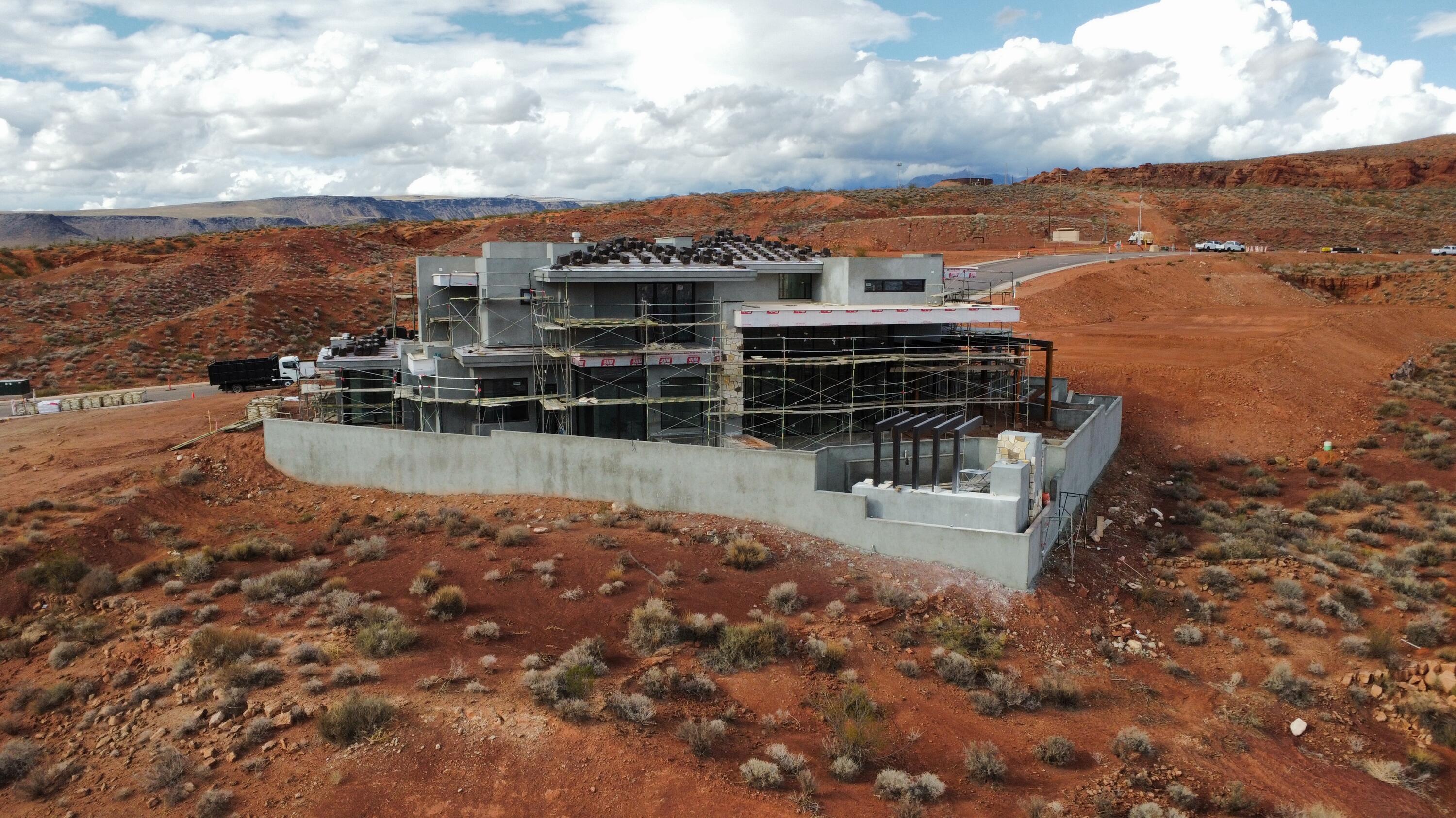 SOLENTE VILLAGE - Residential