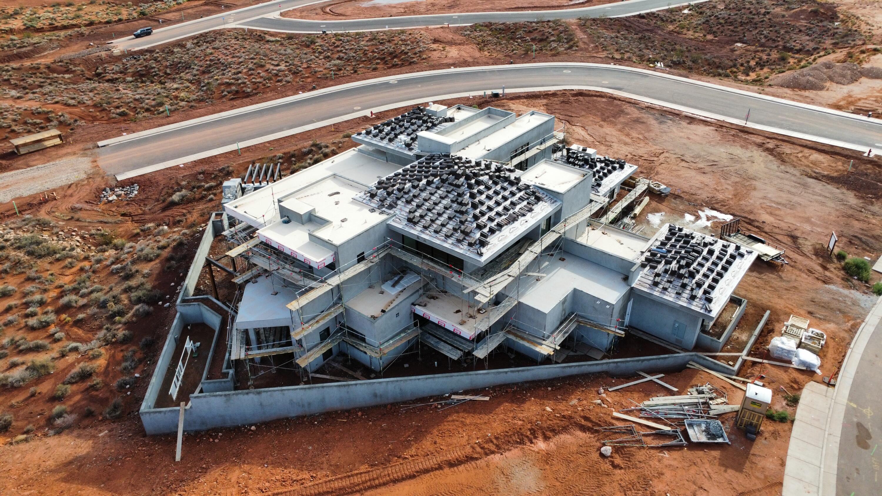 SOLENTE VILLAGE - Residential