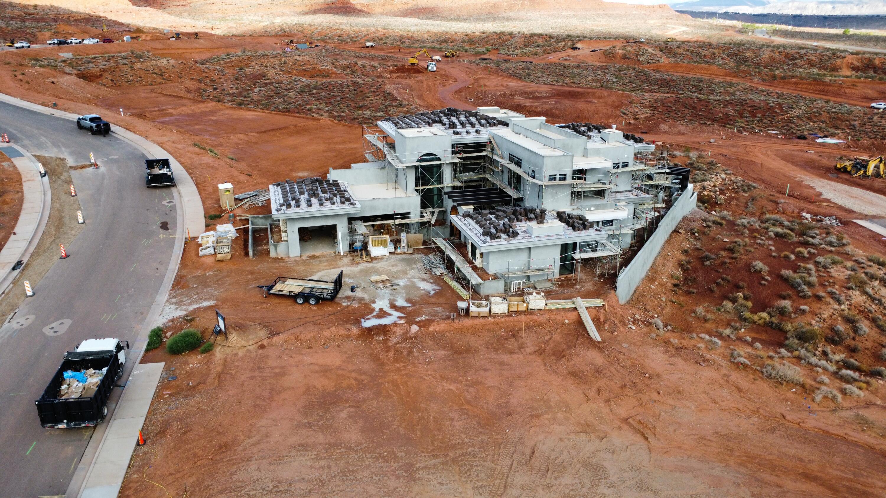 SOLENTE VILLAGE - Residential