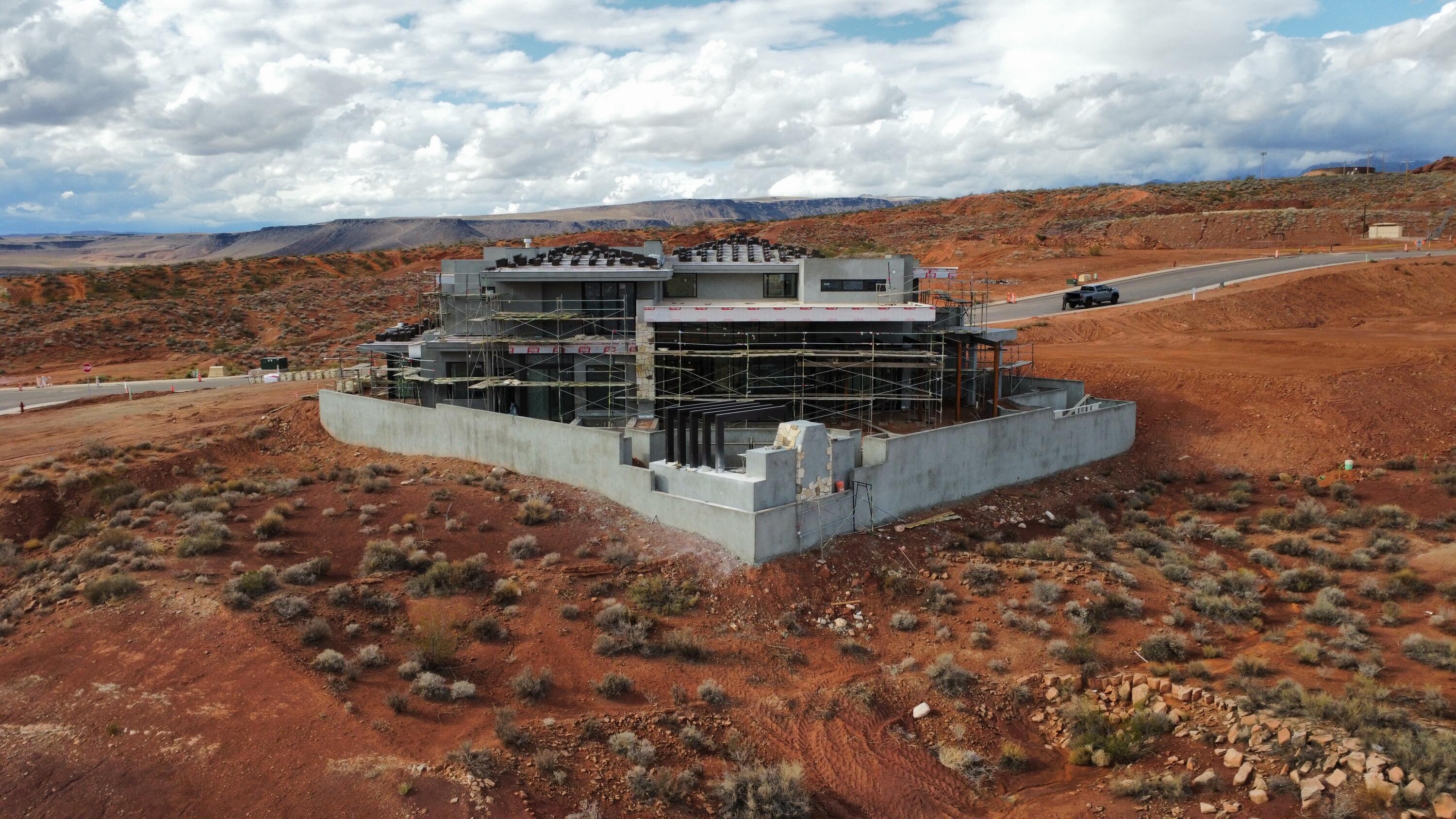 SOLENTE VILLAGE - Residential