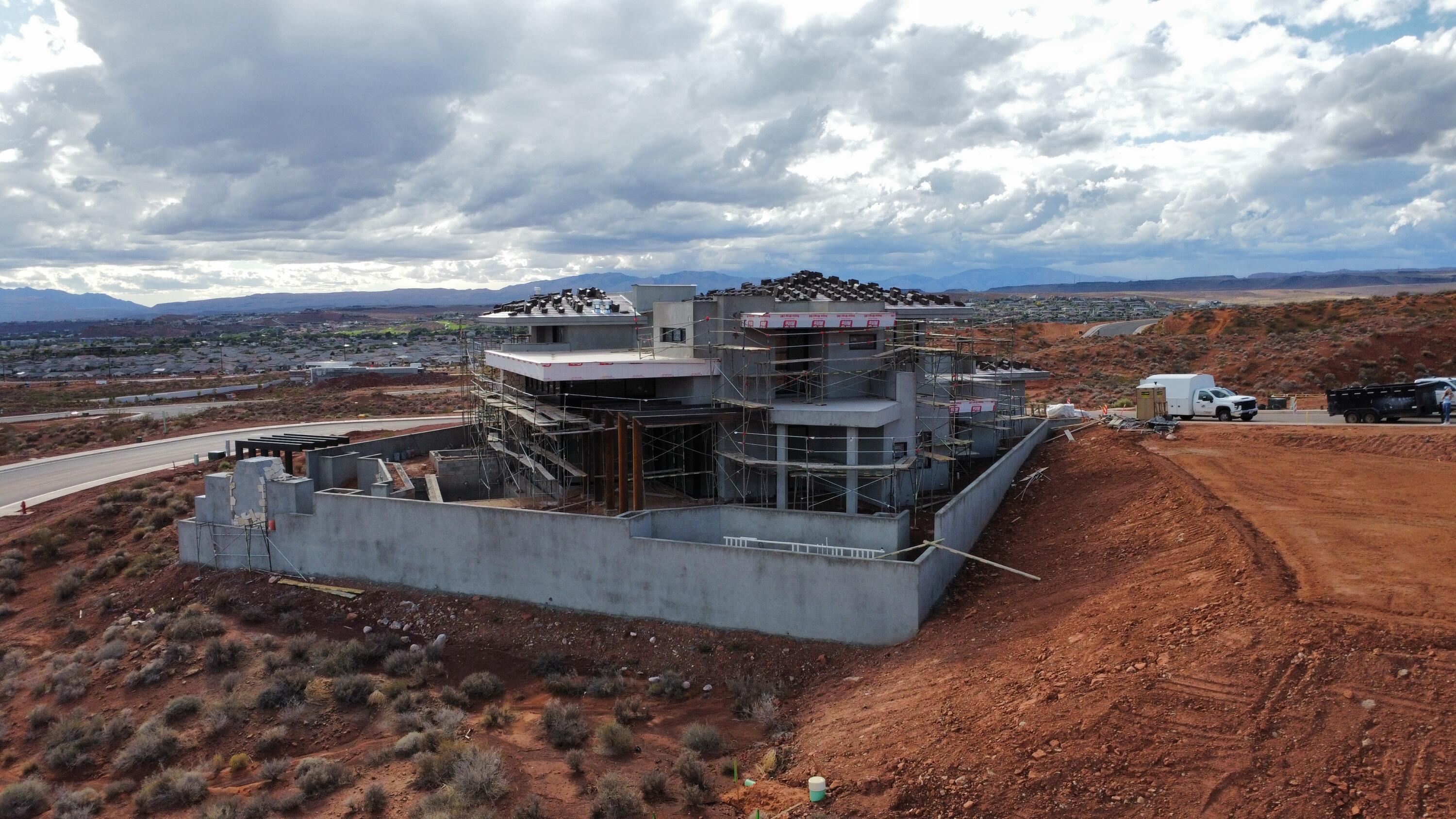 SOLENTE VILLAGE - Residential