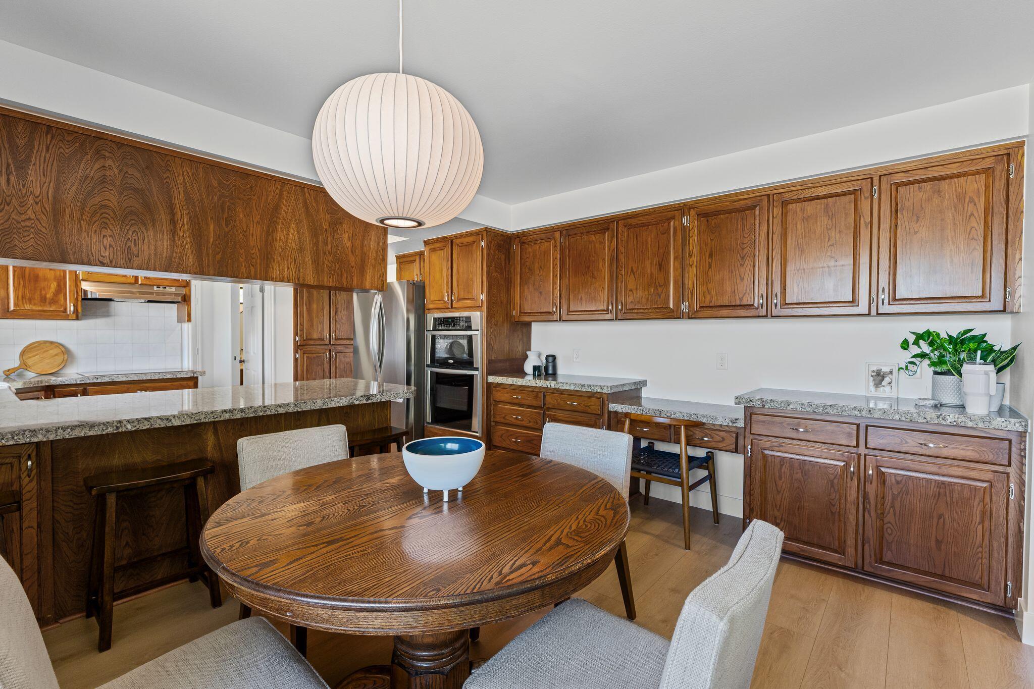 BLOOMINGTON HILLS - Residential