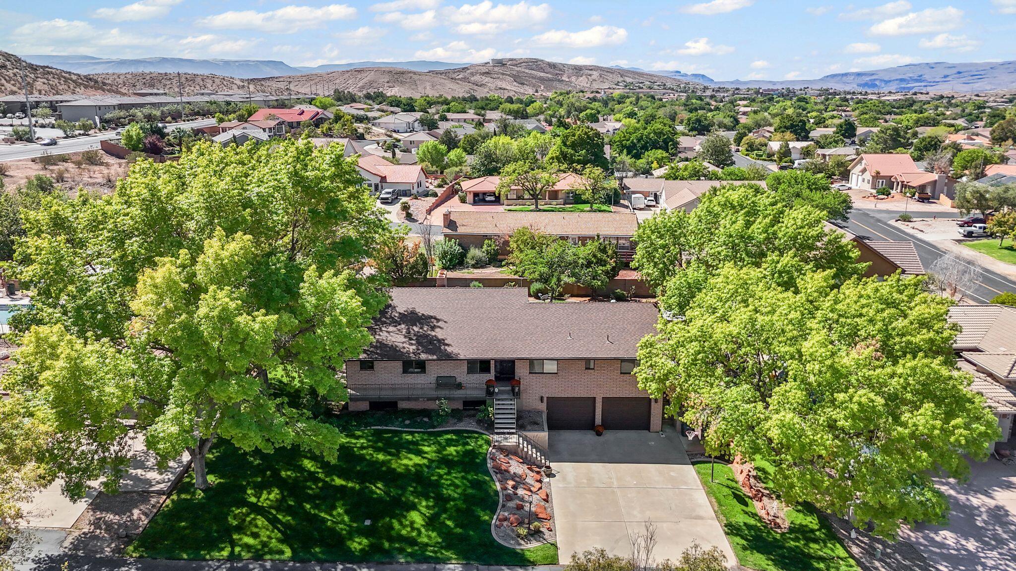 BLOOMINGTON HILLS - Residential