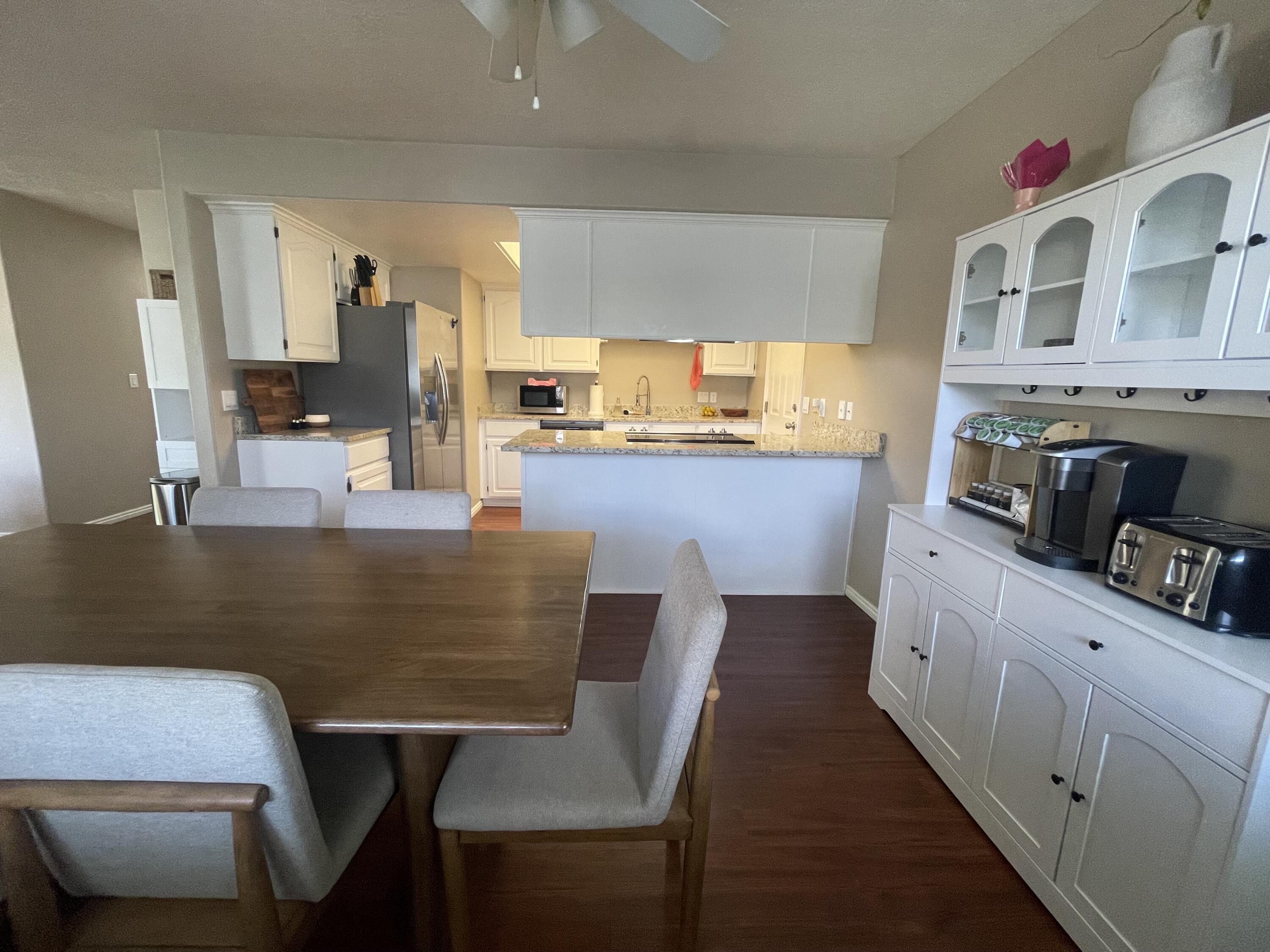 CREEKSIDE HOMES - Residential