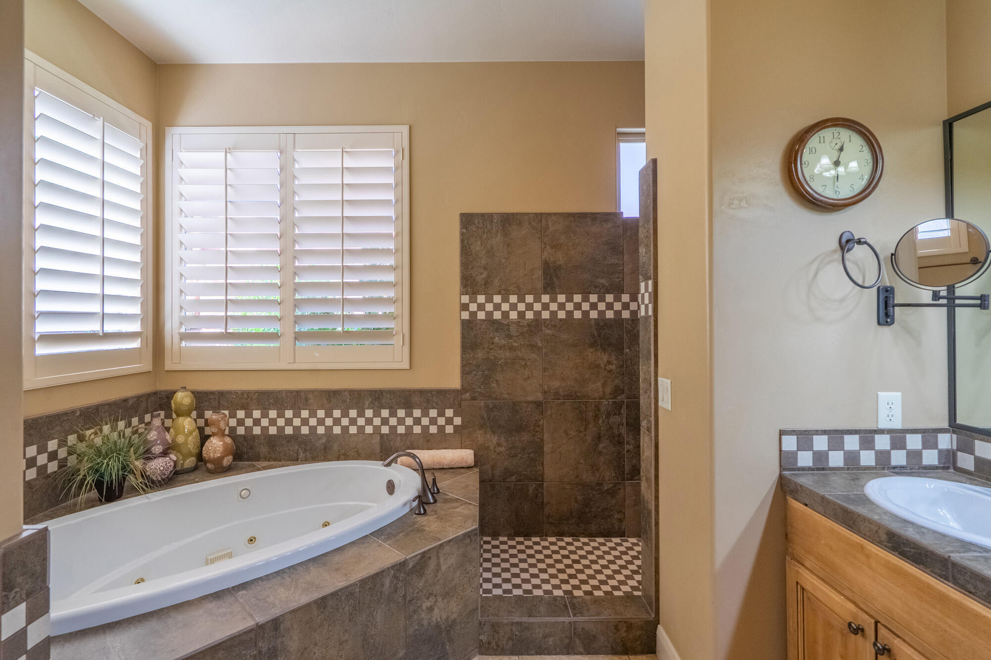 SILVERSTONE AT GREEN SPRINGS - Residential