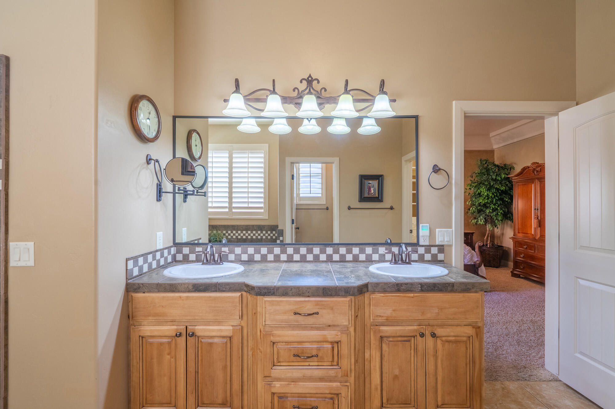 SILVERSTONE AT GREEN SPRINGS - Residential