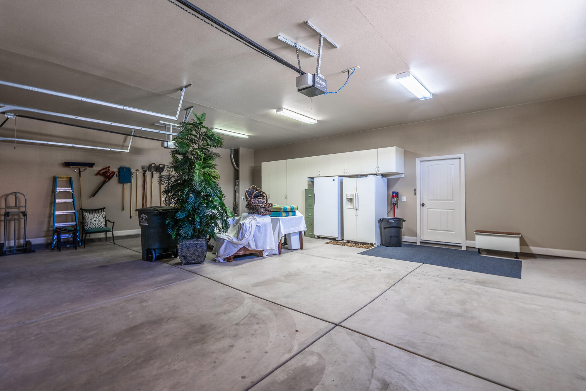 SILVERSTONE AT GREEN SPRINGS - Residential