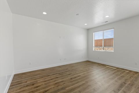 Tiny photo for Lot 227 Southern View, Saint George, UT 84790 (MLS # 25-266118)