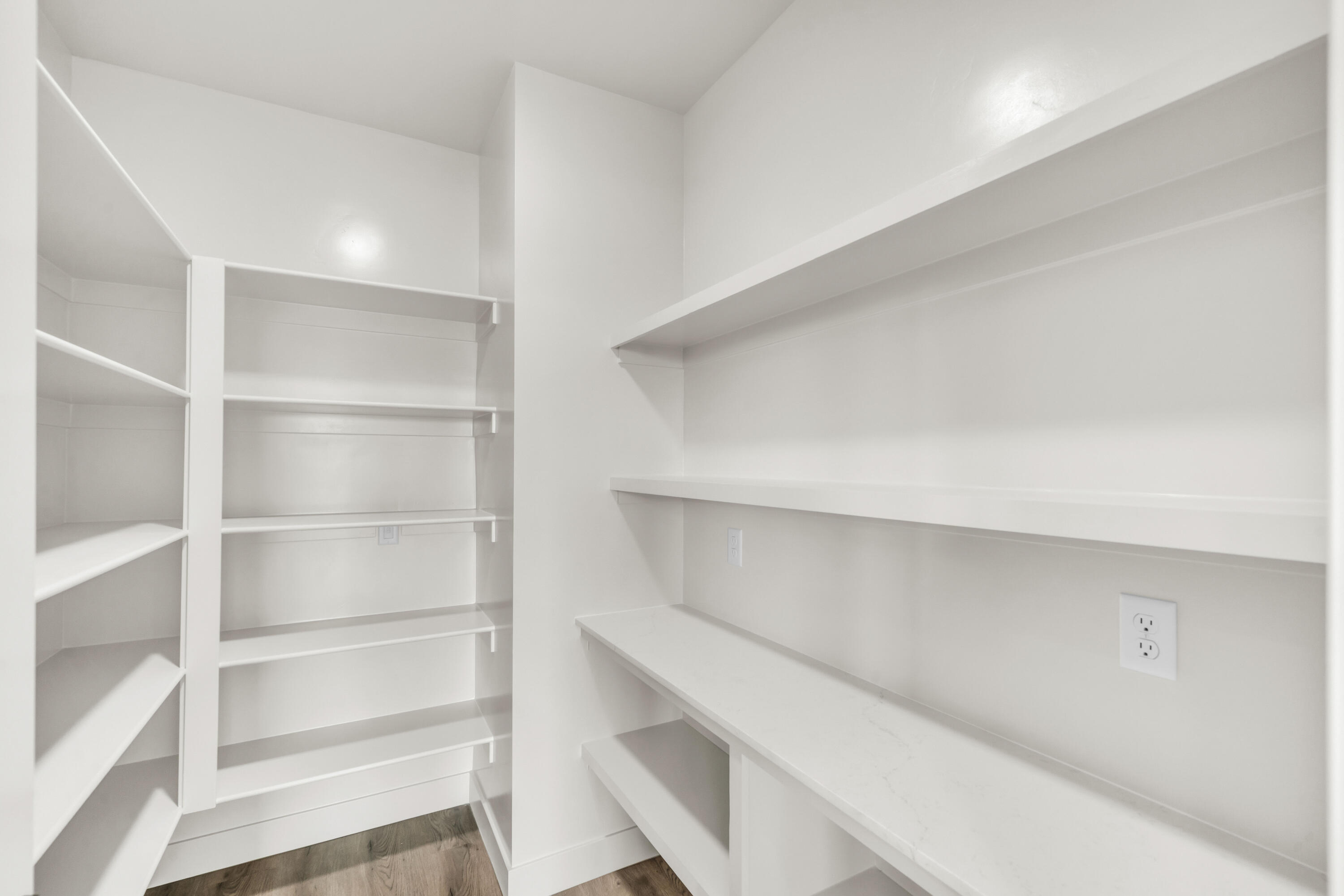 ESTATES AT BURKE SPRINGS - Residential