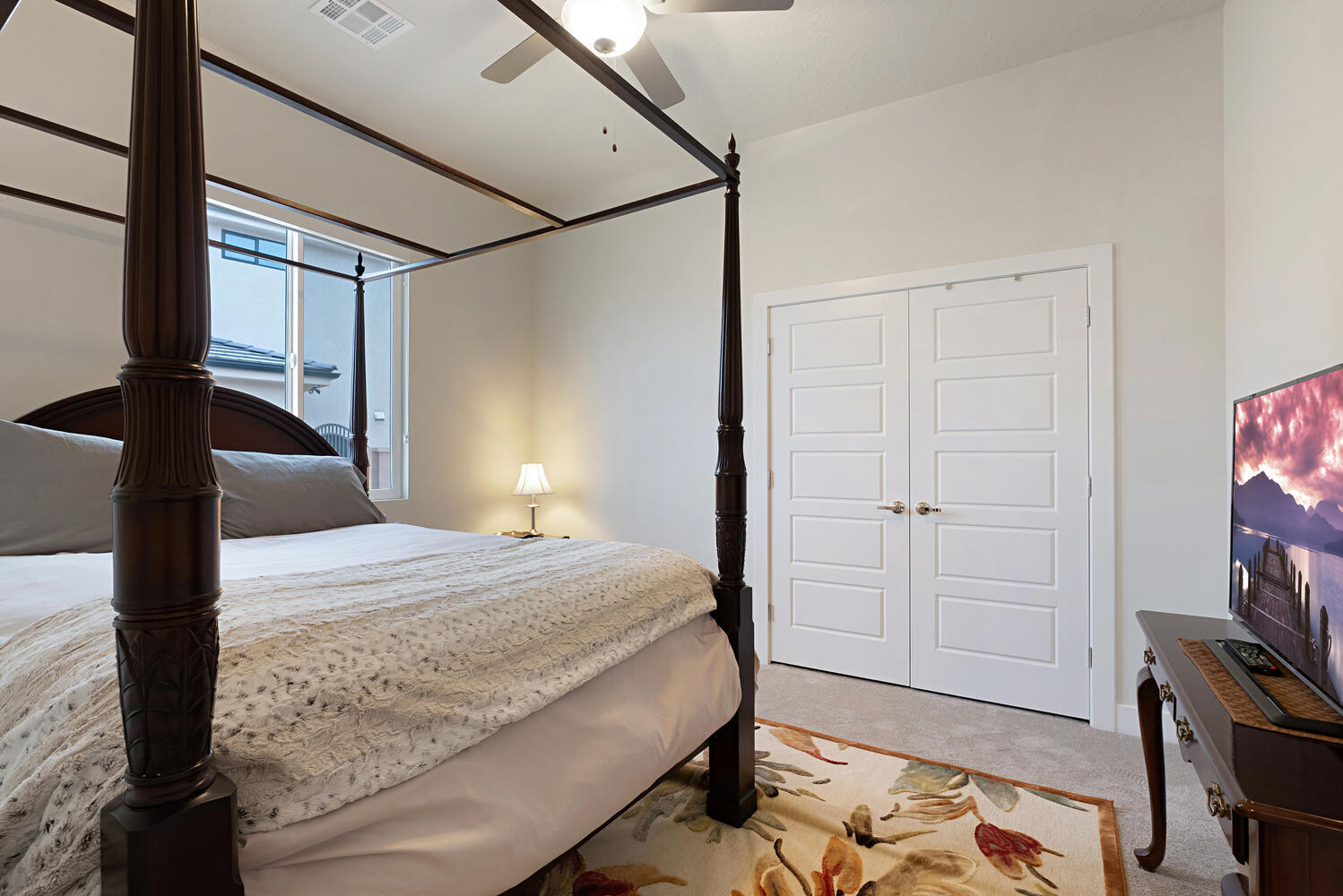 DESERT CLIFFS - Residential