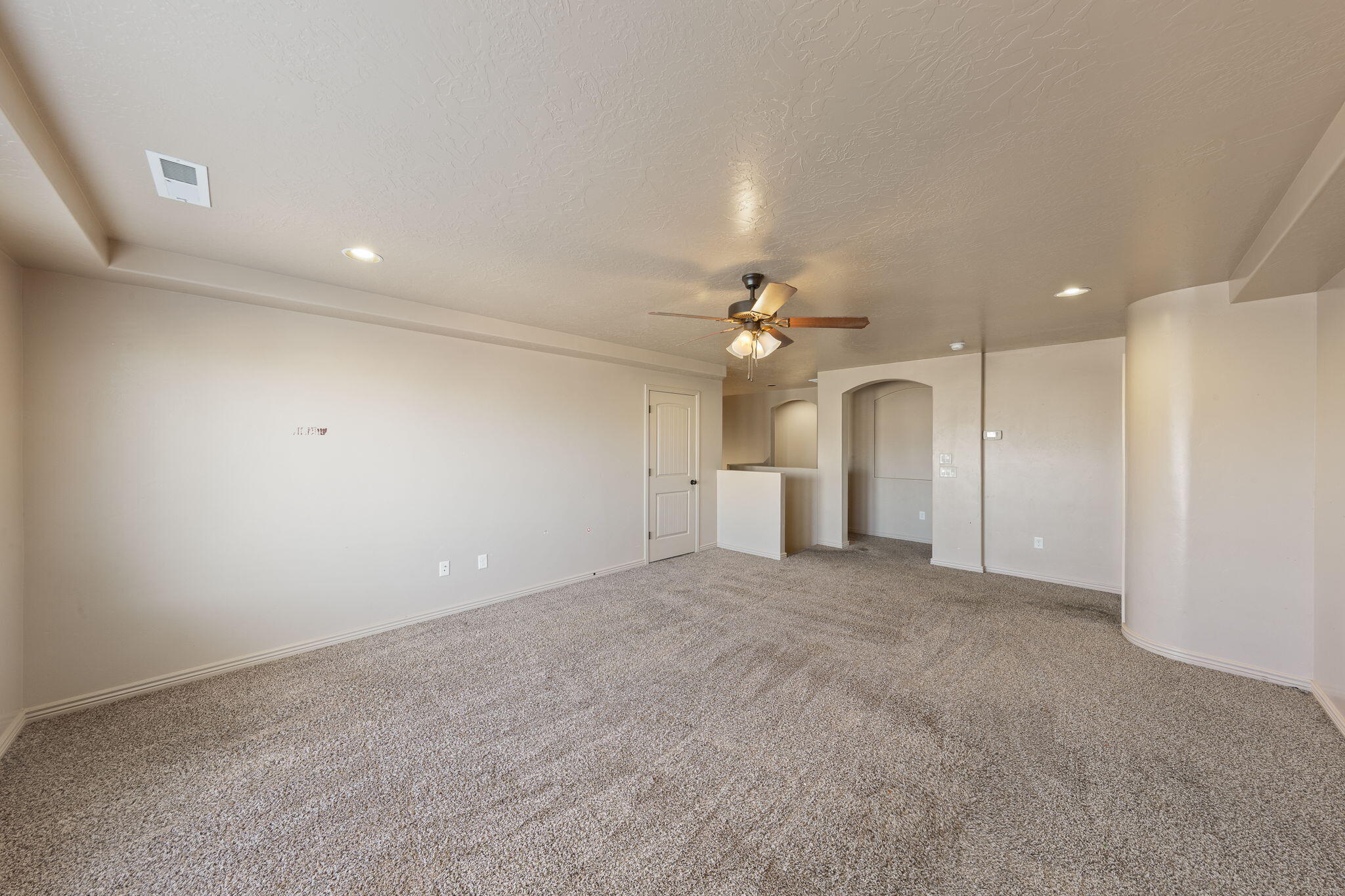 SUN VALLEY ESTATES - Residential