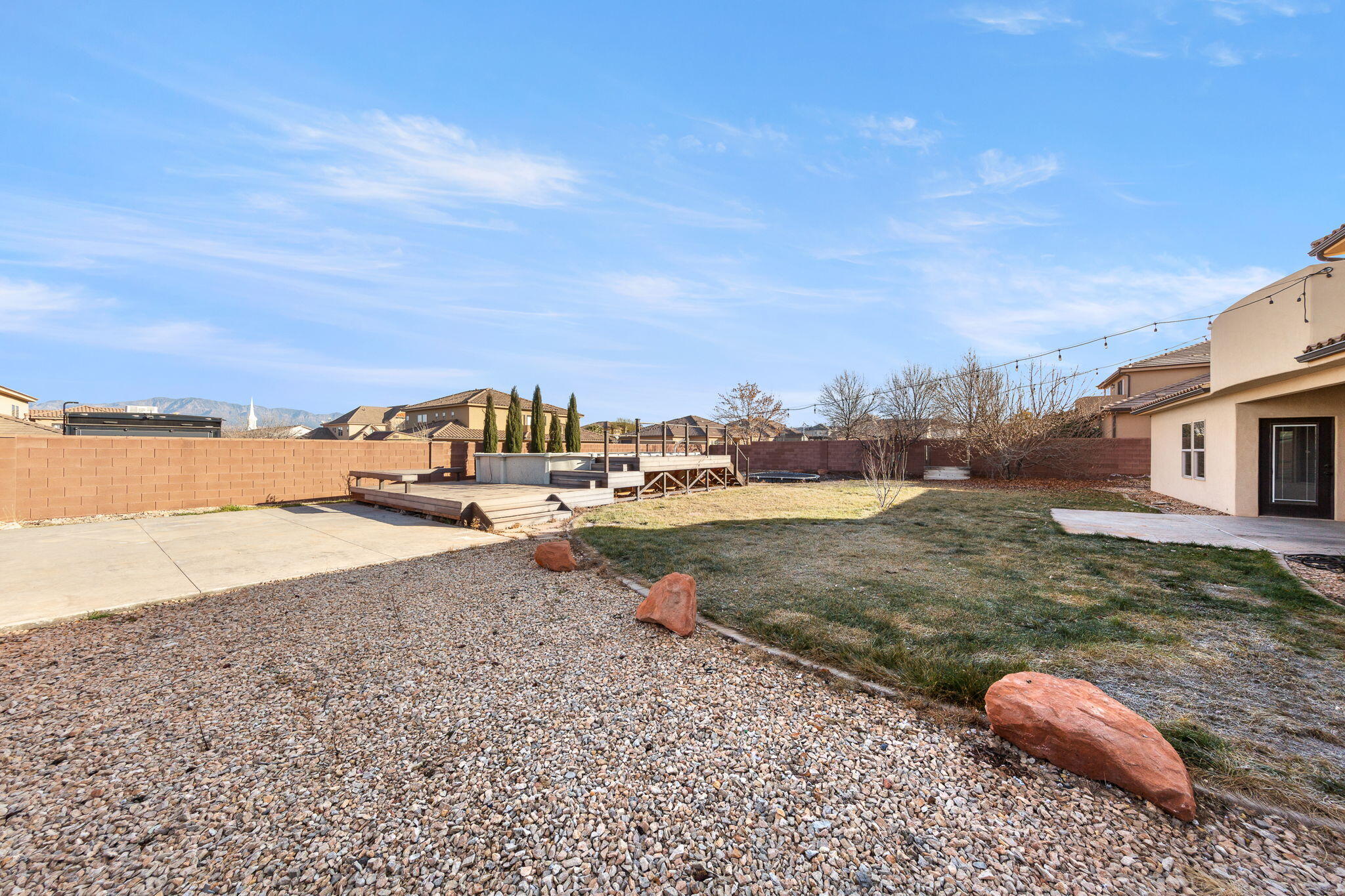 SUN VALLEY ESTATES - Residential