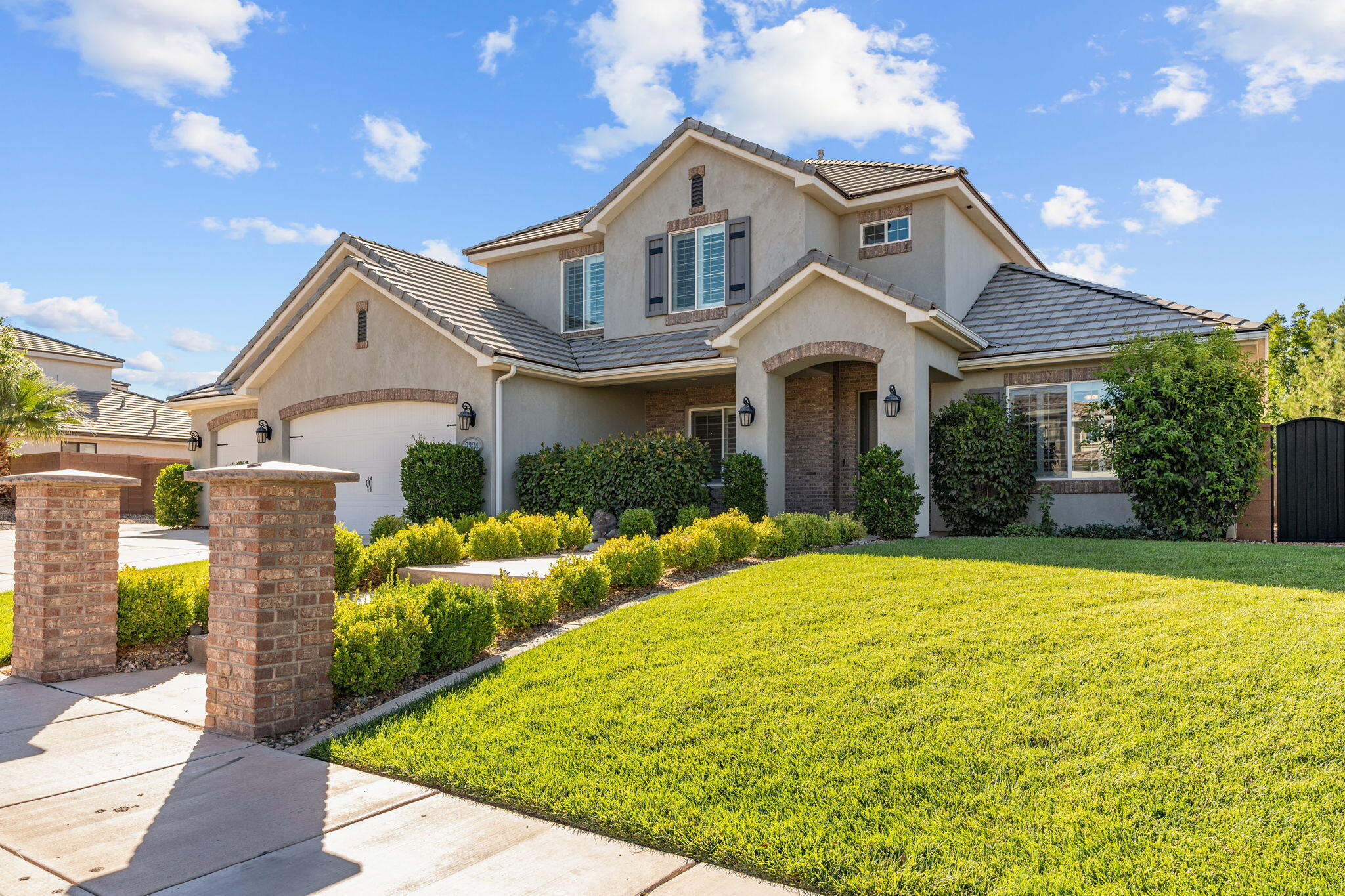 FIELDSTONE - Residential