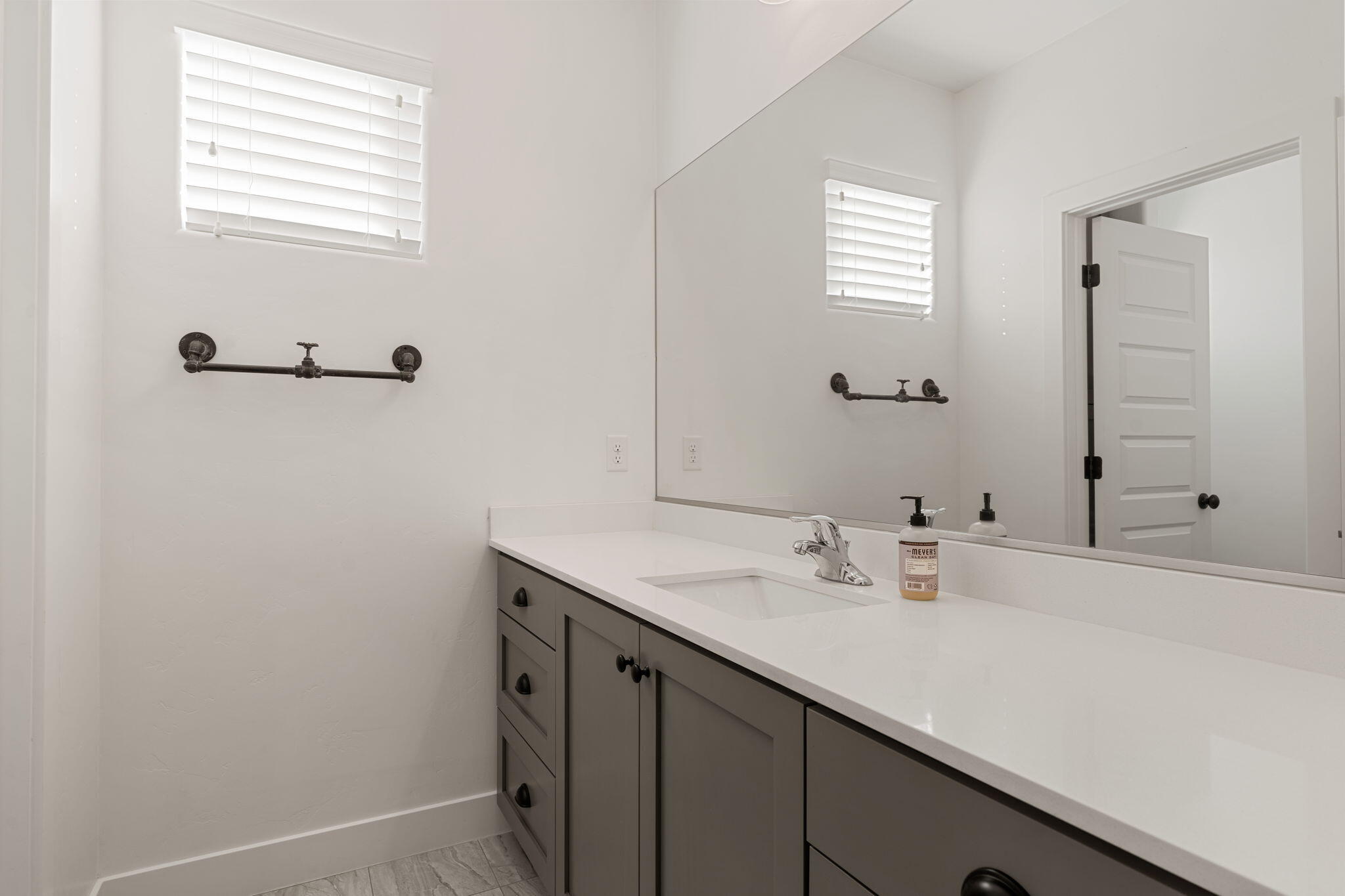 FIELDSTONE - Residential