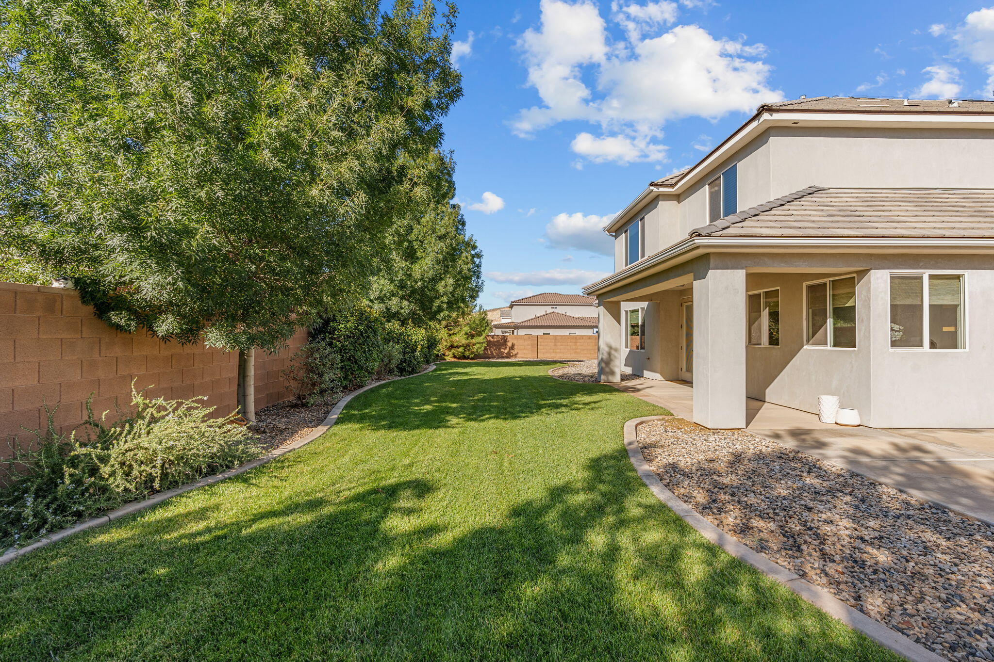 FIELDSTONE - Residential