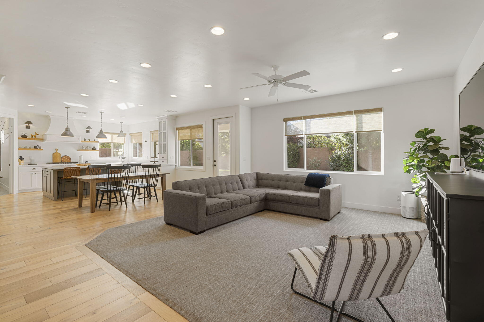 FIELDSTONE - Residential