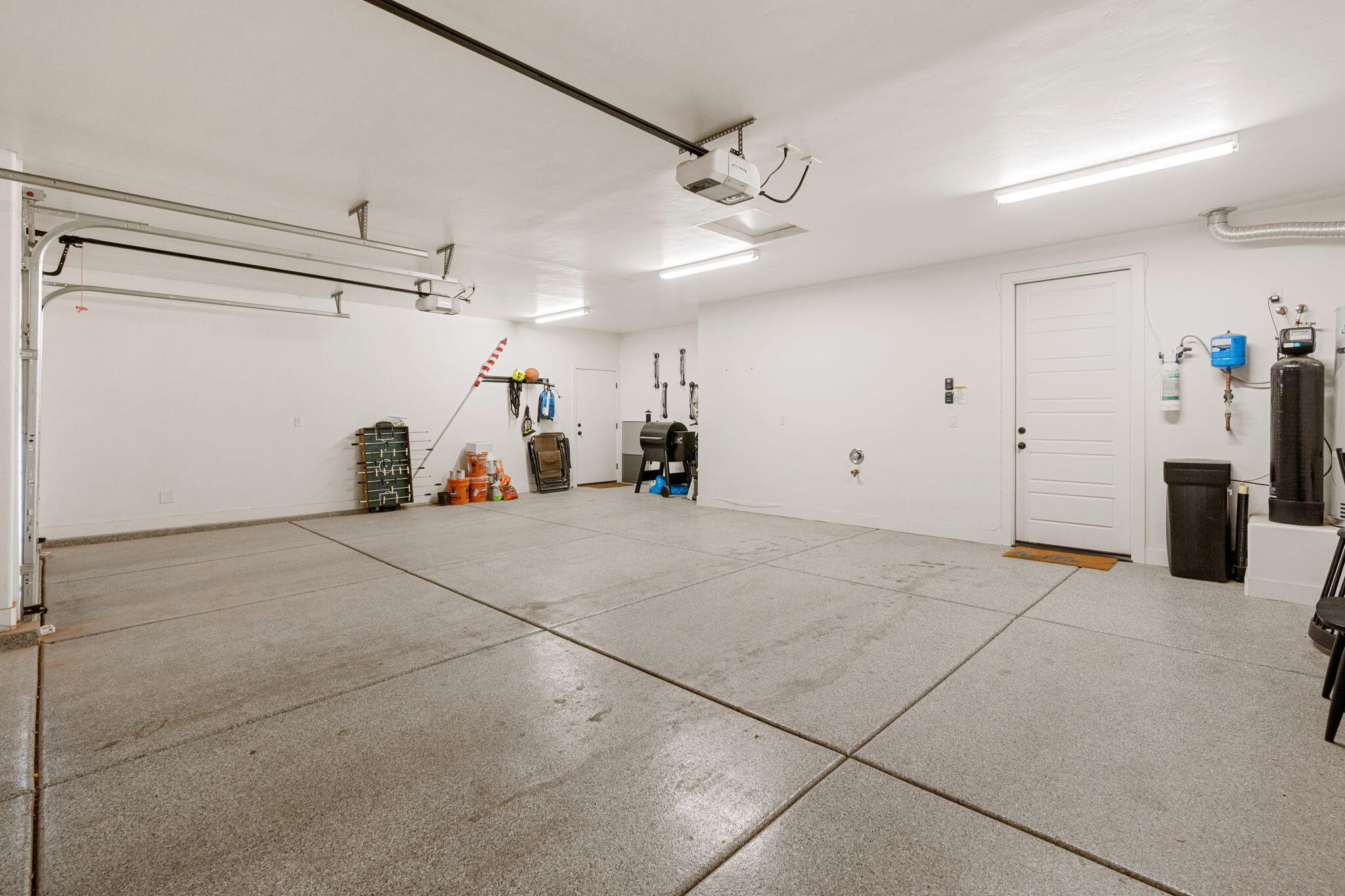 FIELDSTONE - Residential