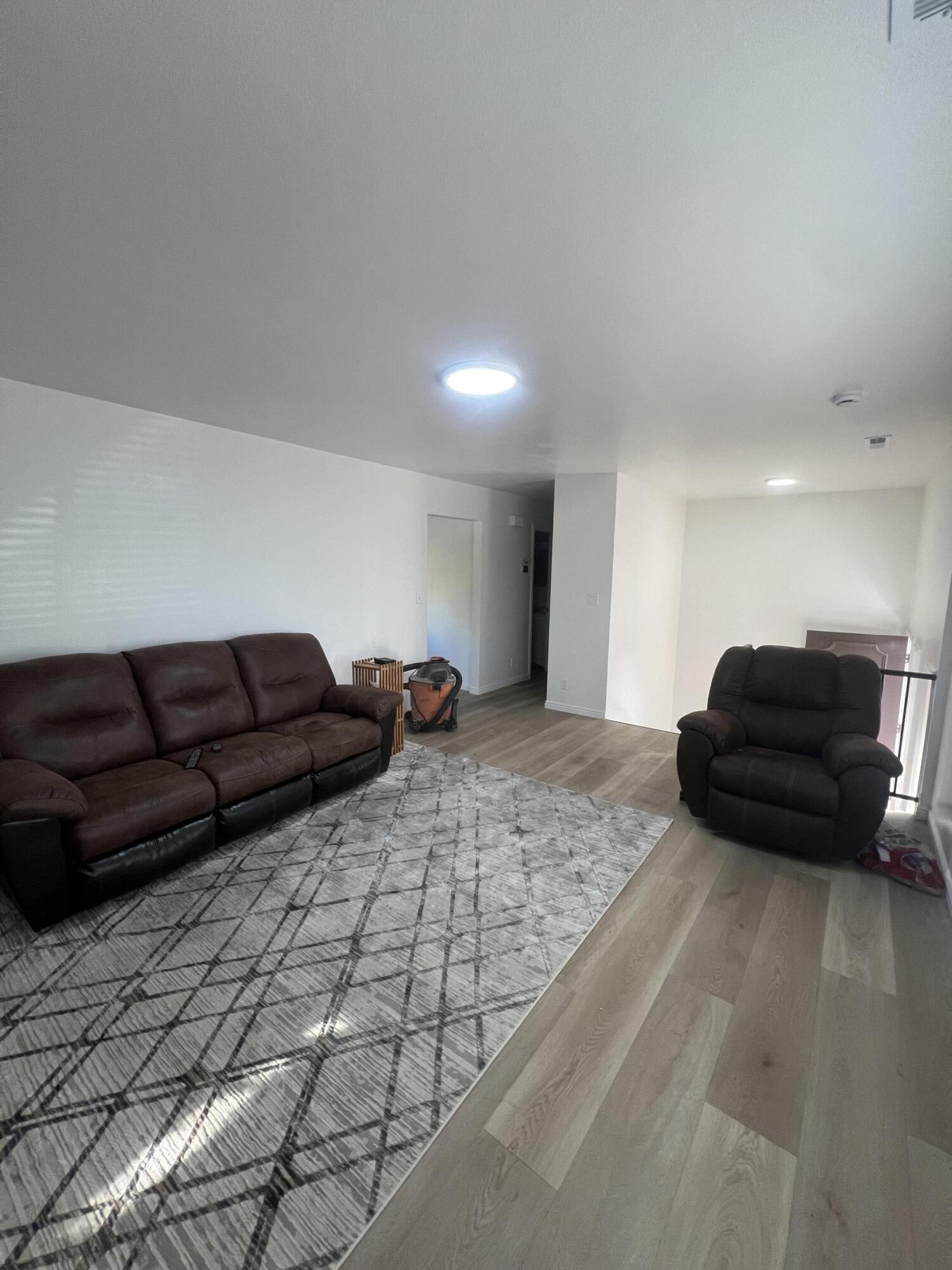 PANORAMA PARK - Residential Income