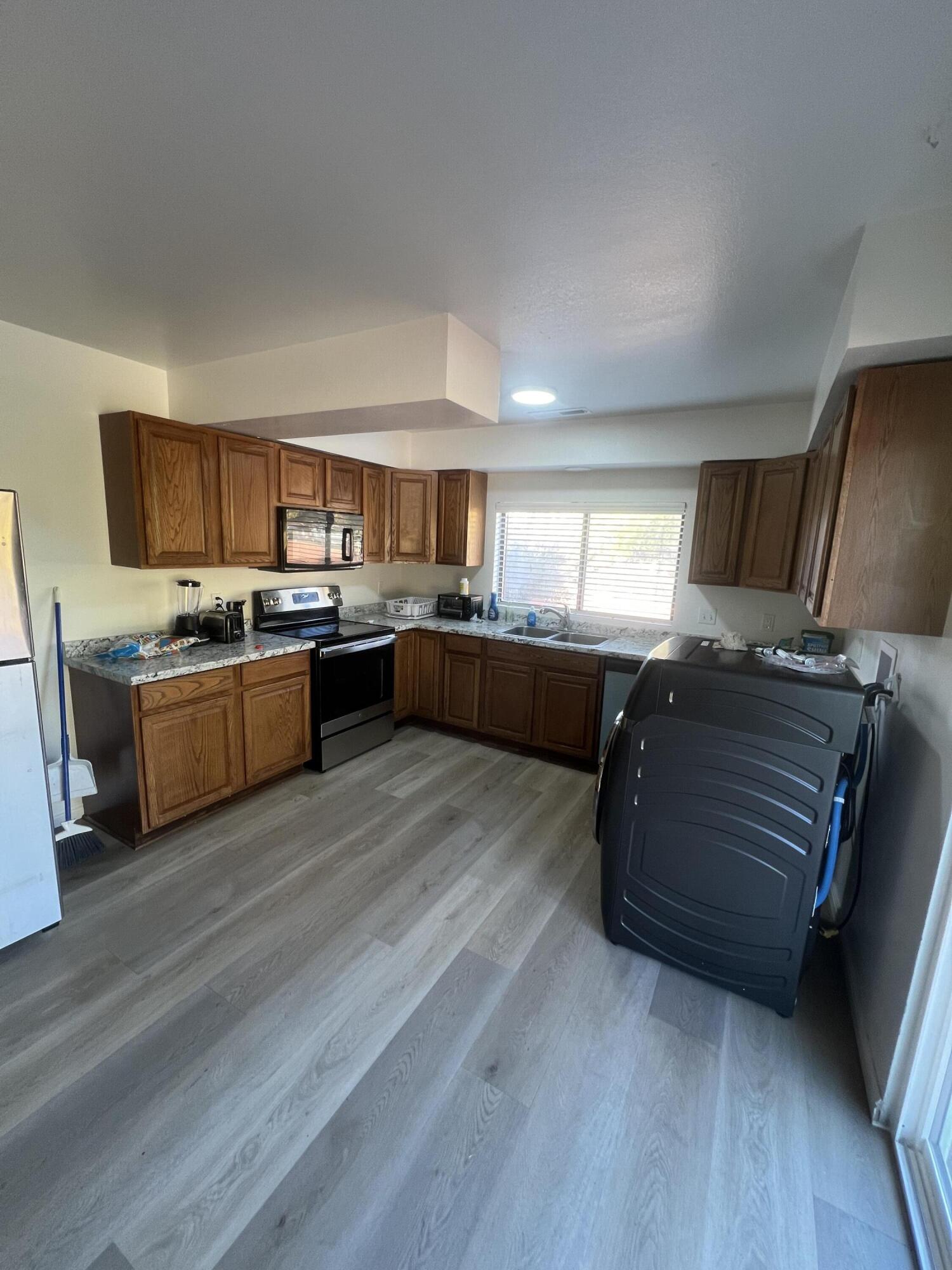 PANORAMA PARK - Residential Income