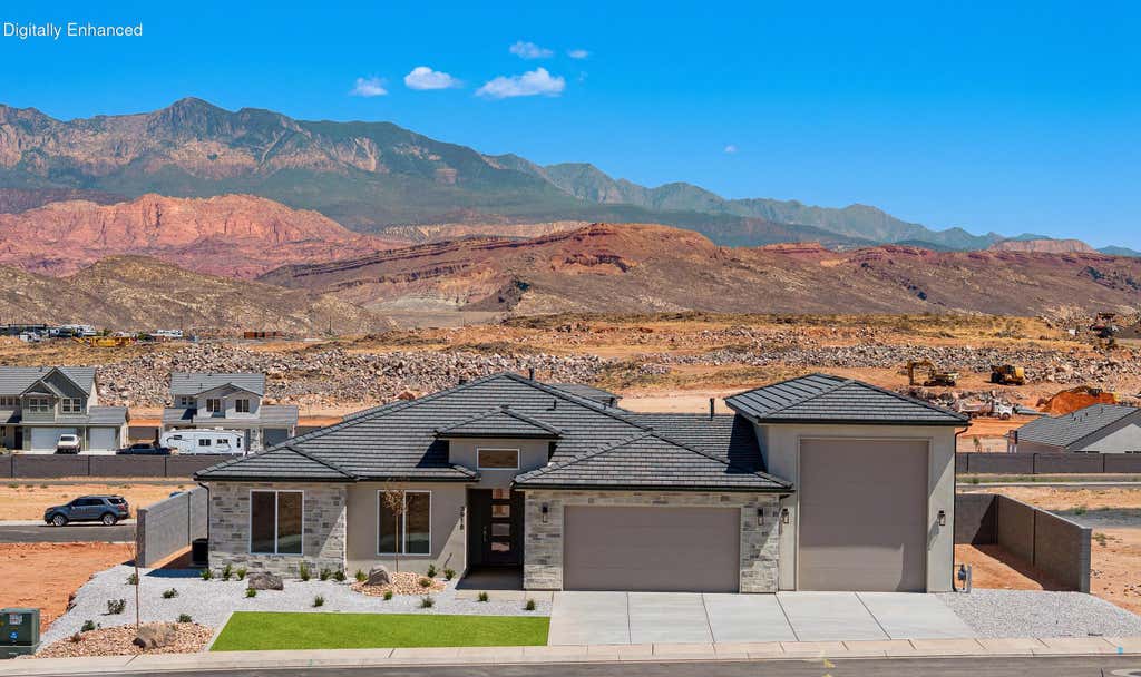 Photo of 3918 W 1570 S, Hurricane, UT 84737 (MLS # 26-273552)