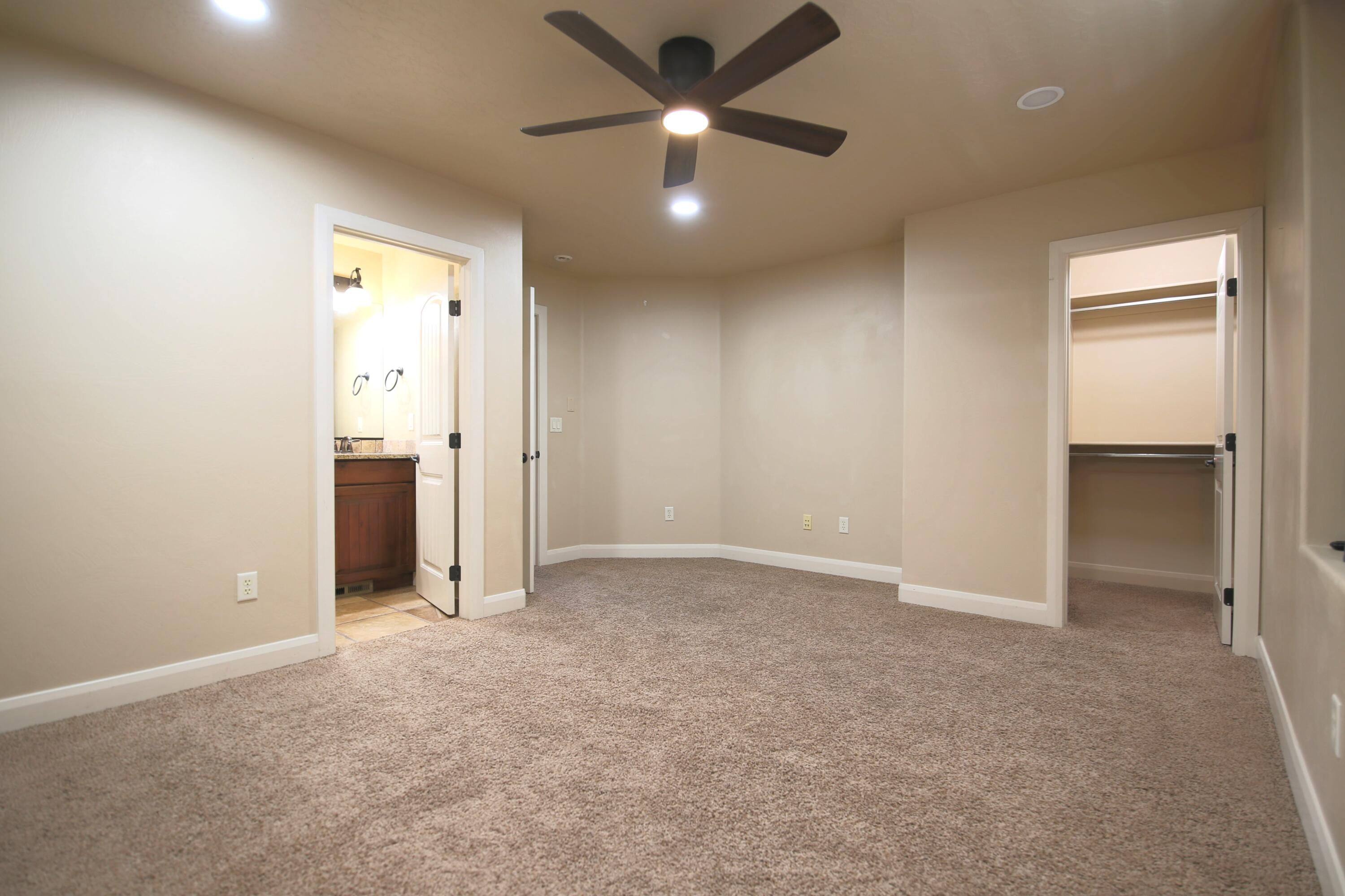 SOUTHGATE TOWNHOMES - Residential