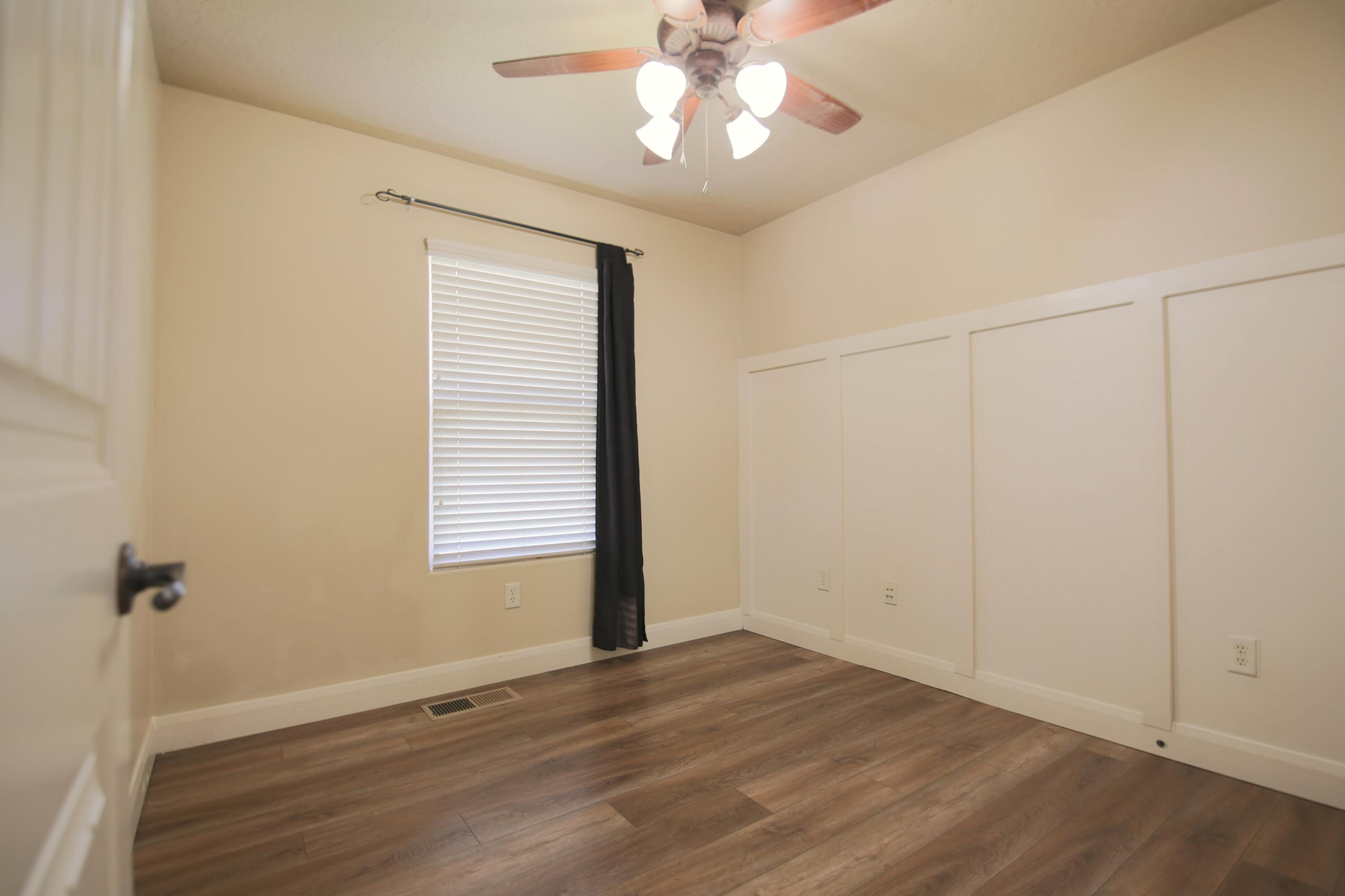 SOUTHGATE TOWNHOMES - Residential