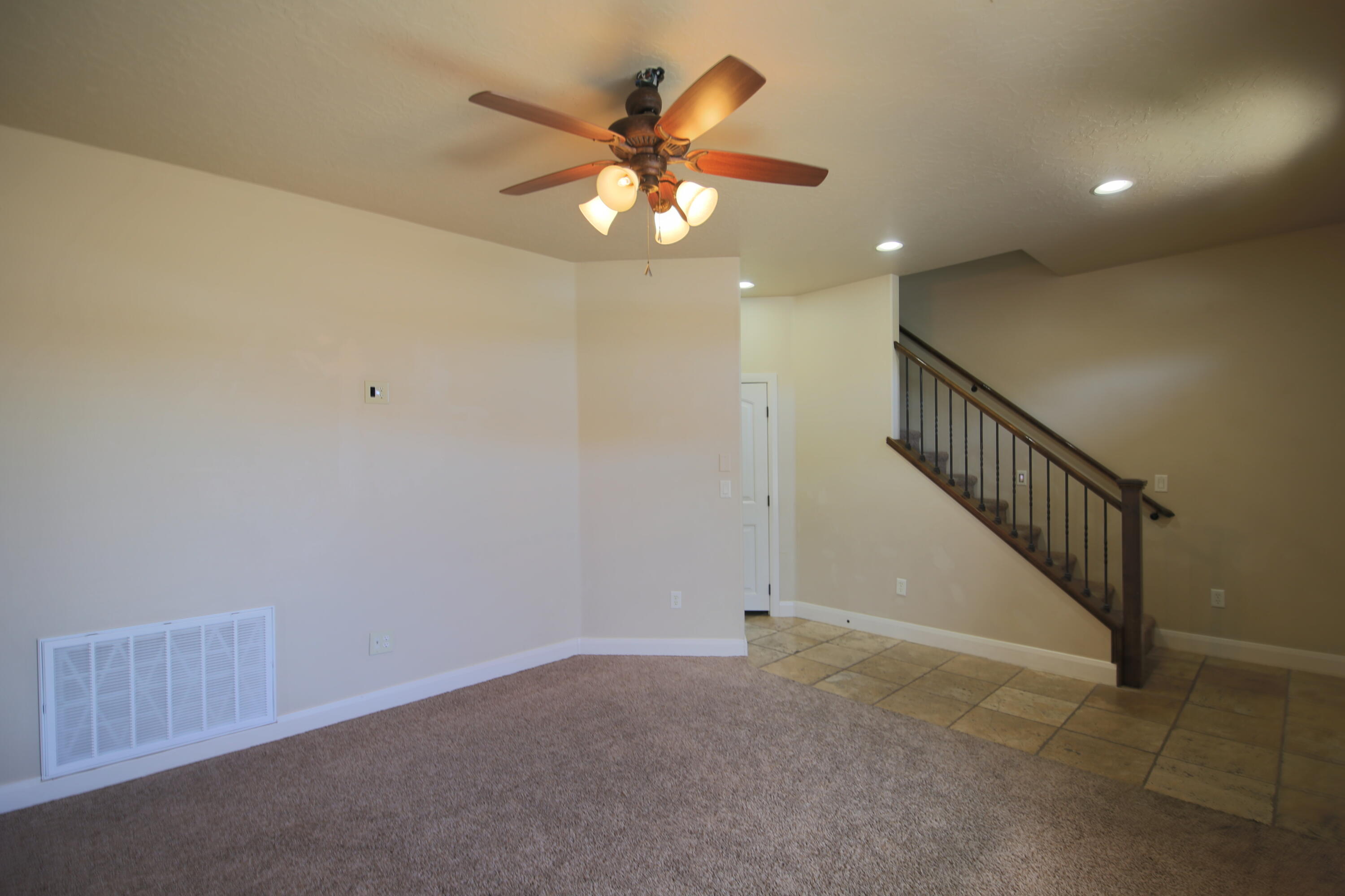 SOUTHGATE TOWNHOMES - Residential