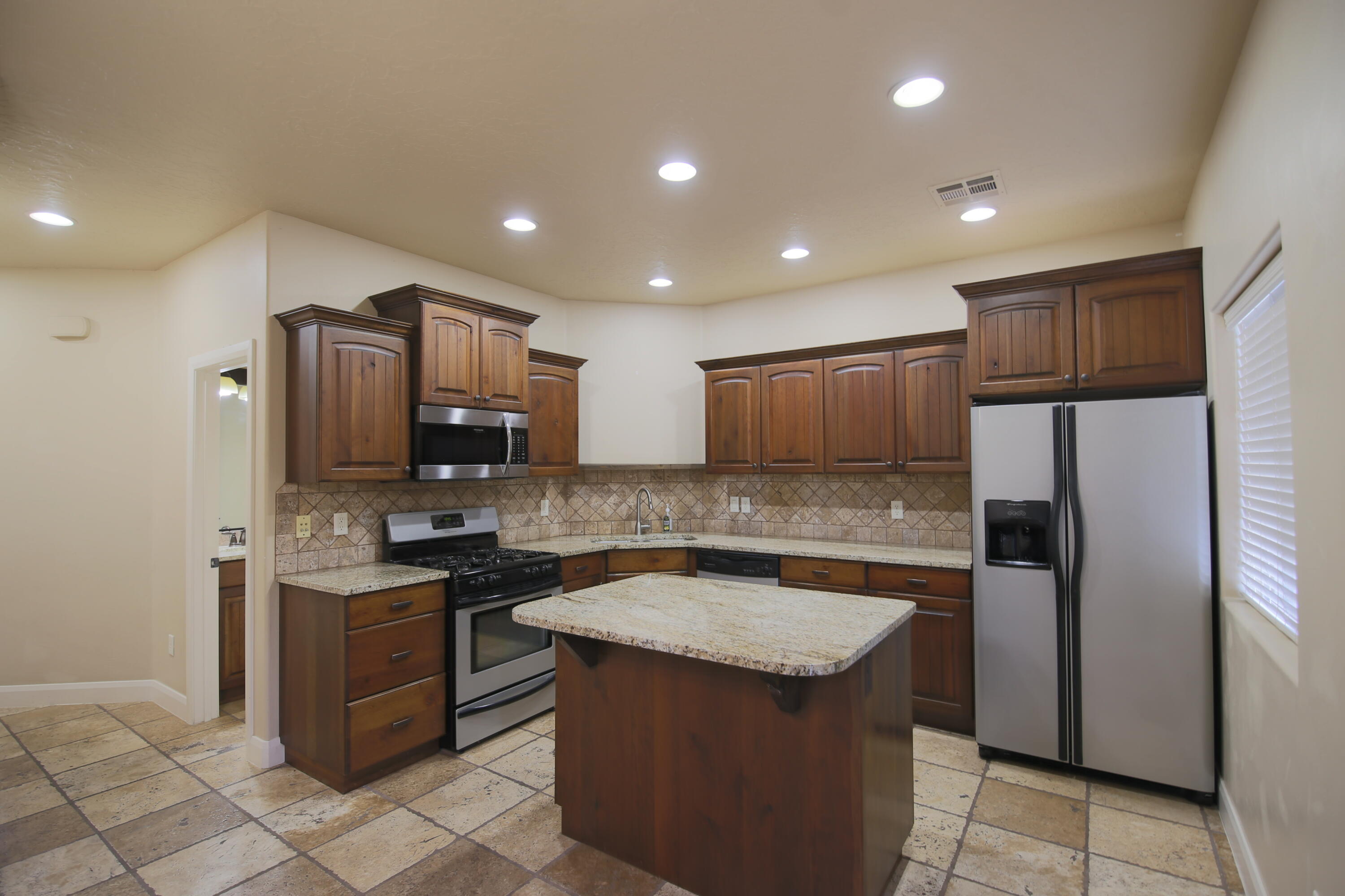 SOUTHGATE TOWNHOMES - Residential